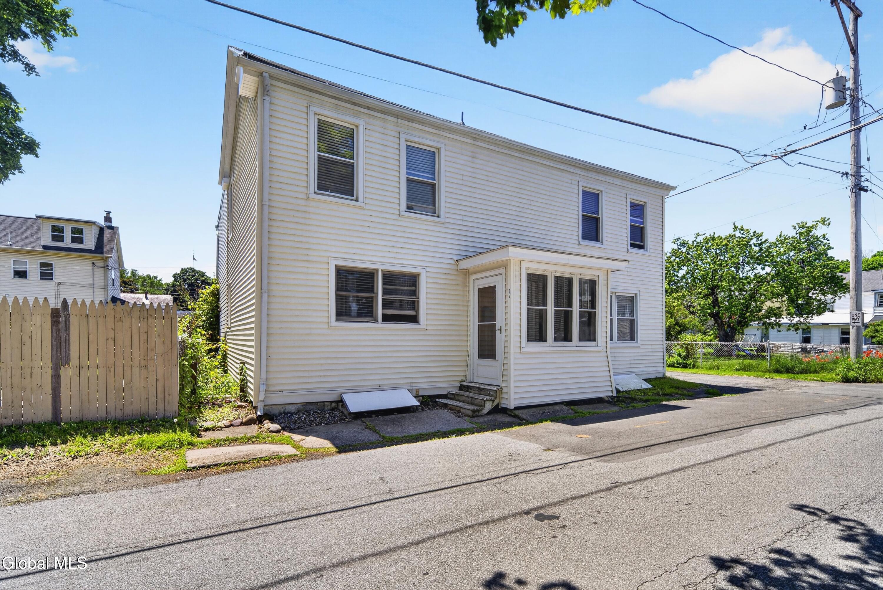 17 Hudson Street — photo