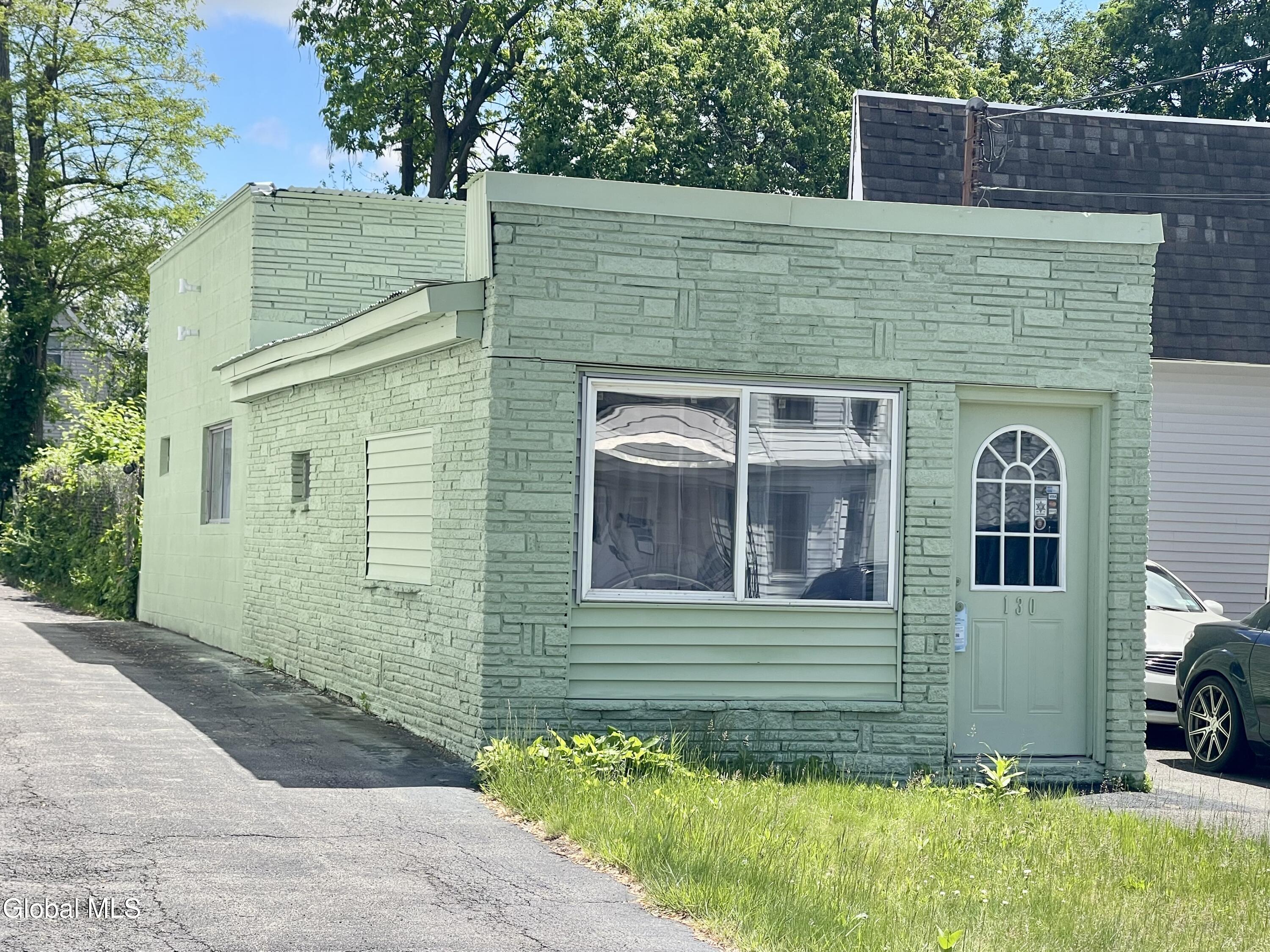 130 McClellan Street — photo