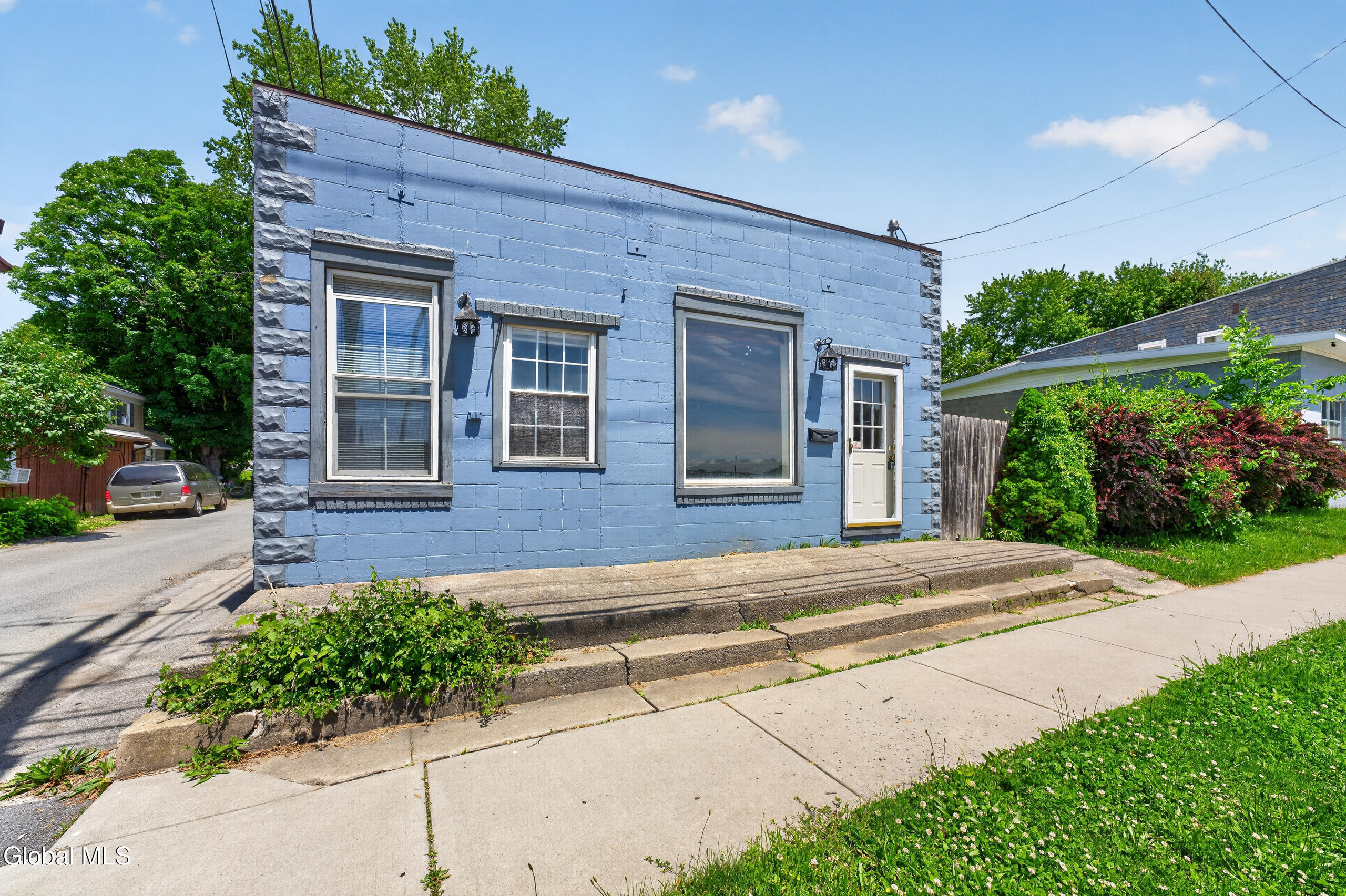 62 McCrea Street — photo
