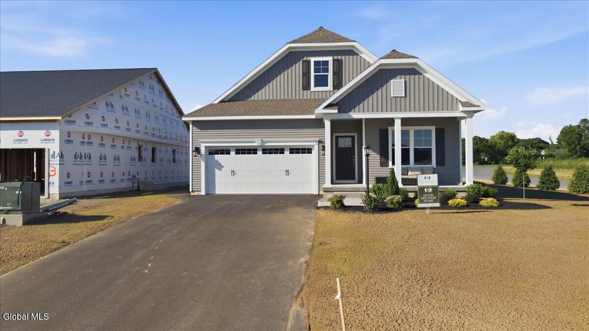 1 Clover Leaf Drive — photo