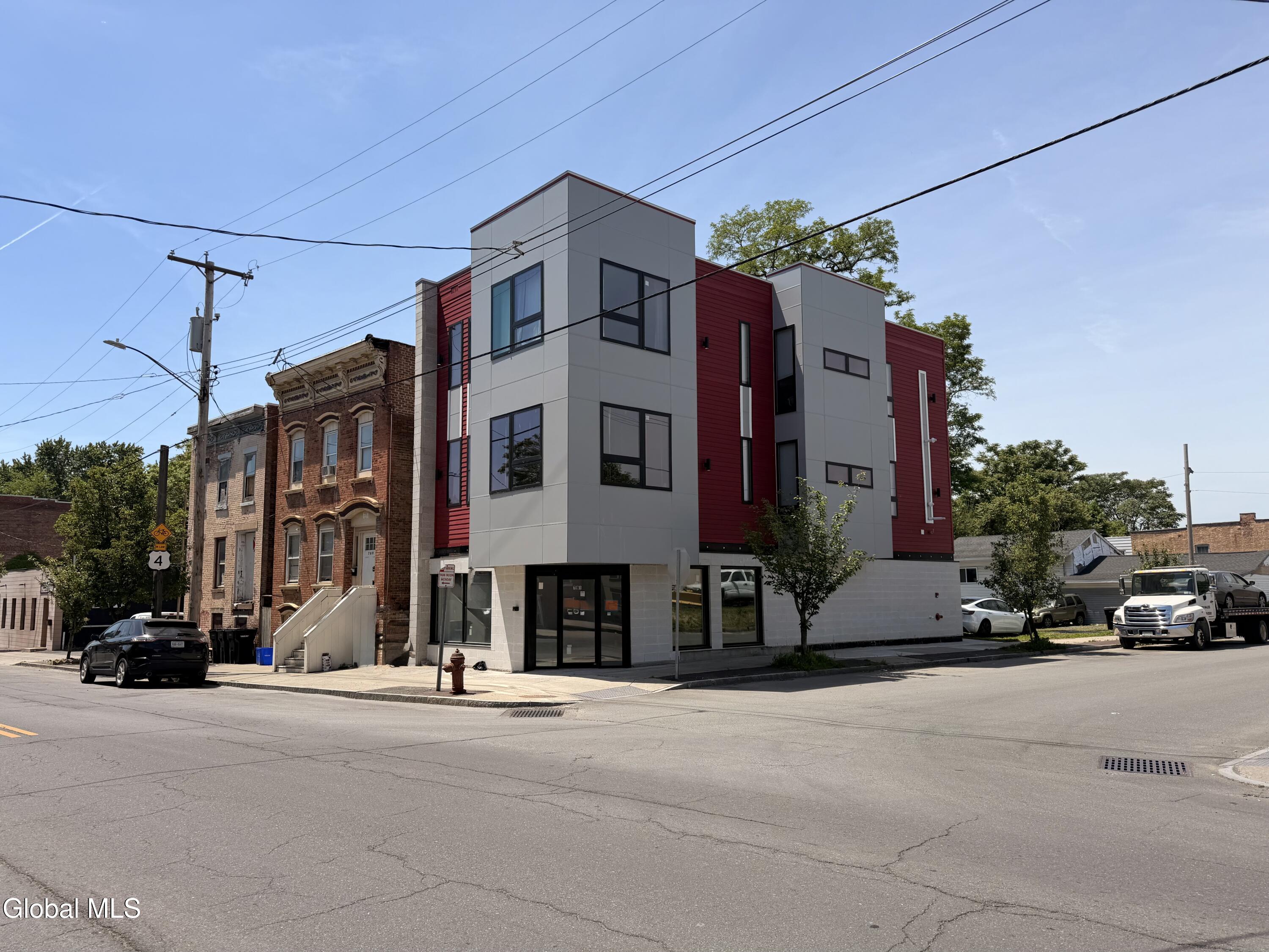 791 River Street — photo