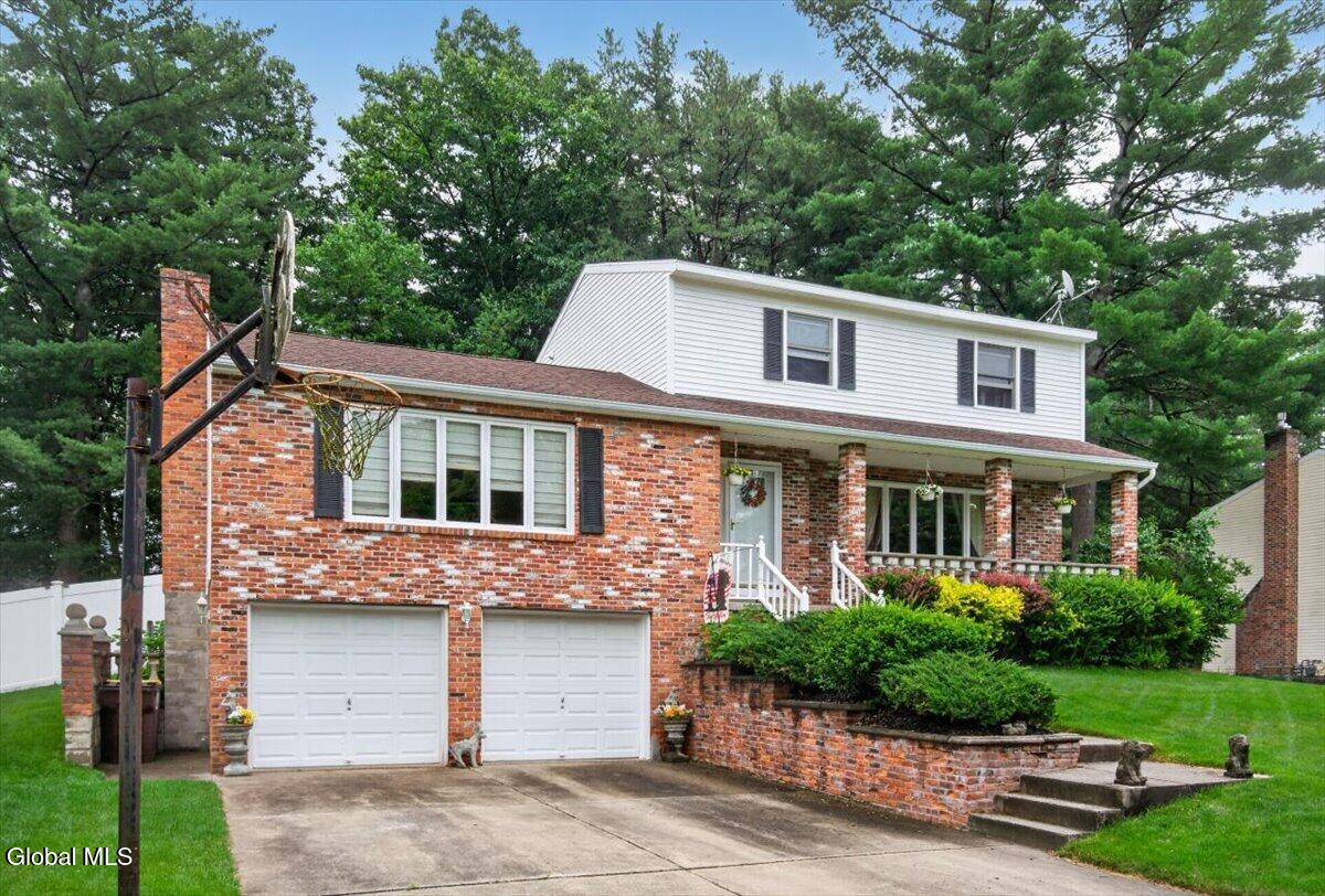 39 Baker Drive — photo