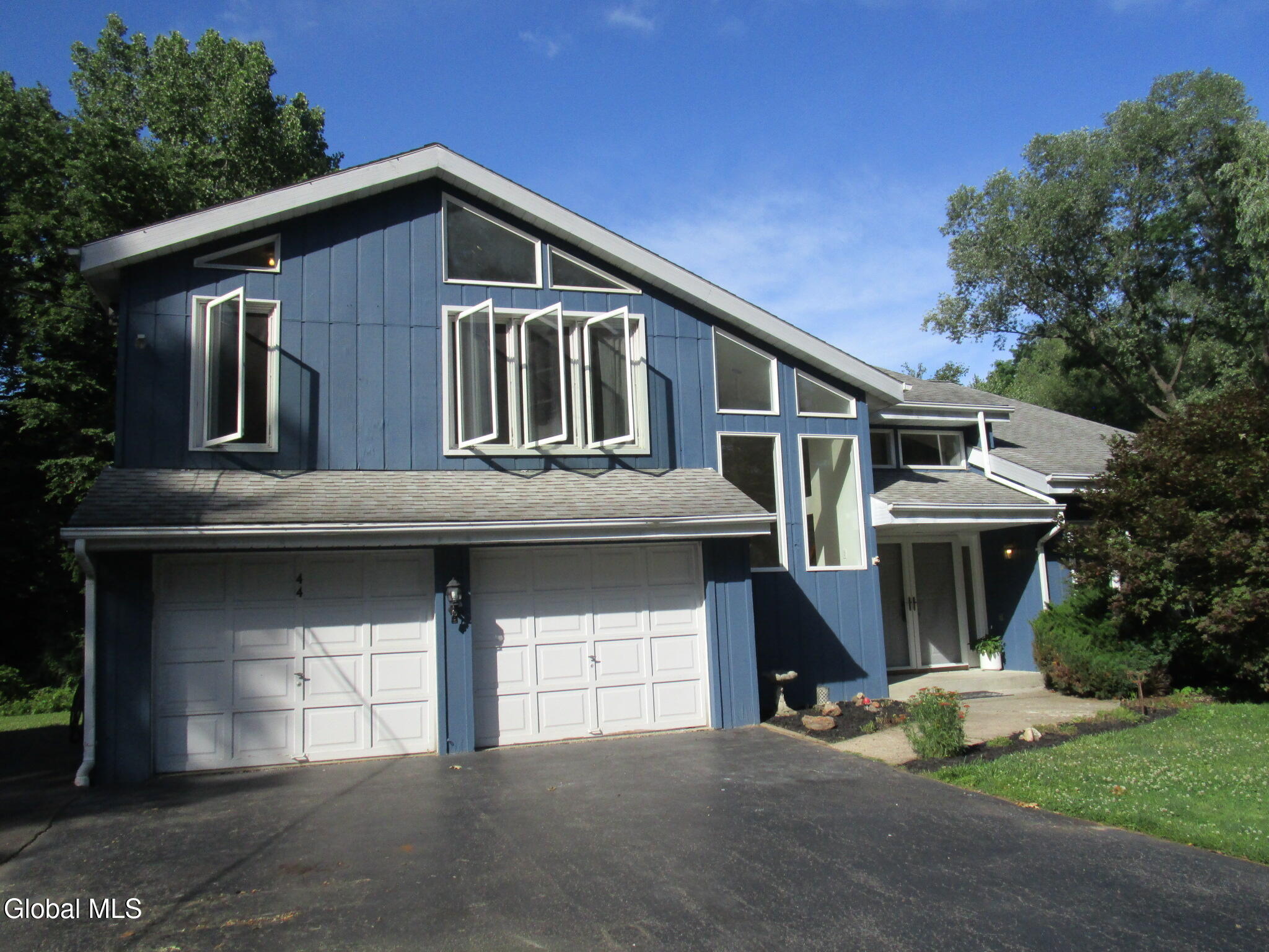 44 Westphal Drive — photo