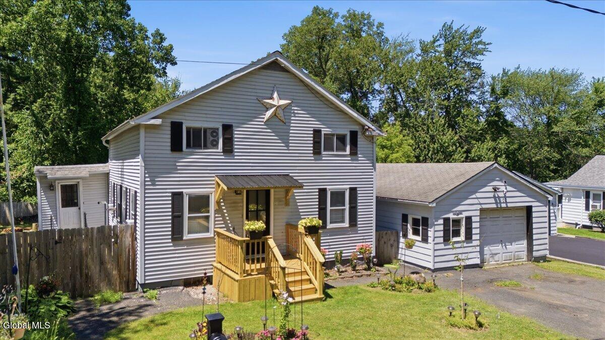 102 Stone Quarry Road — photo