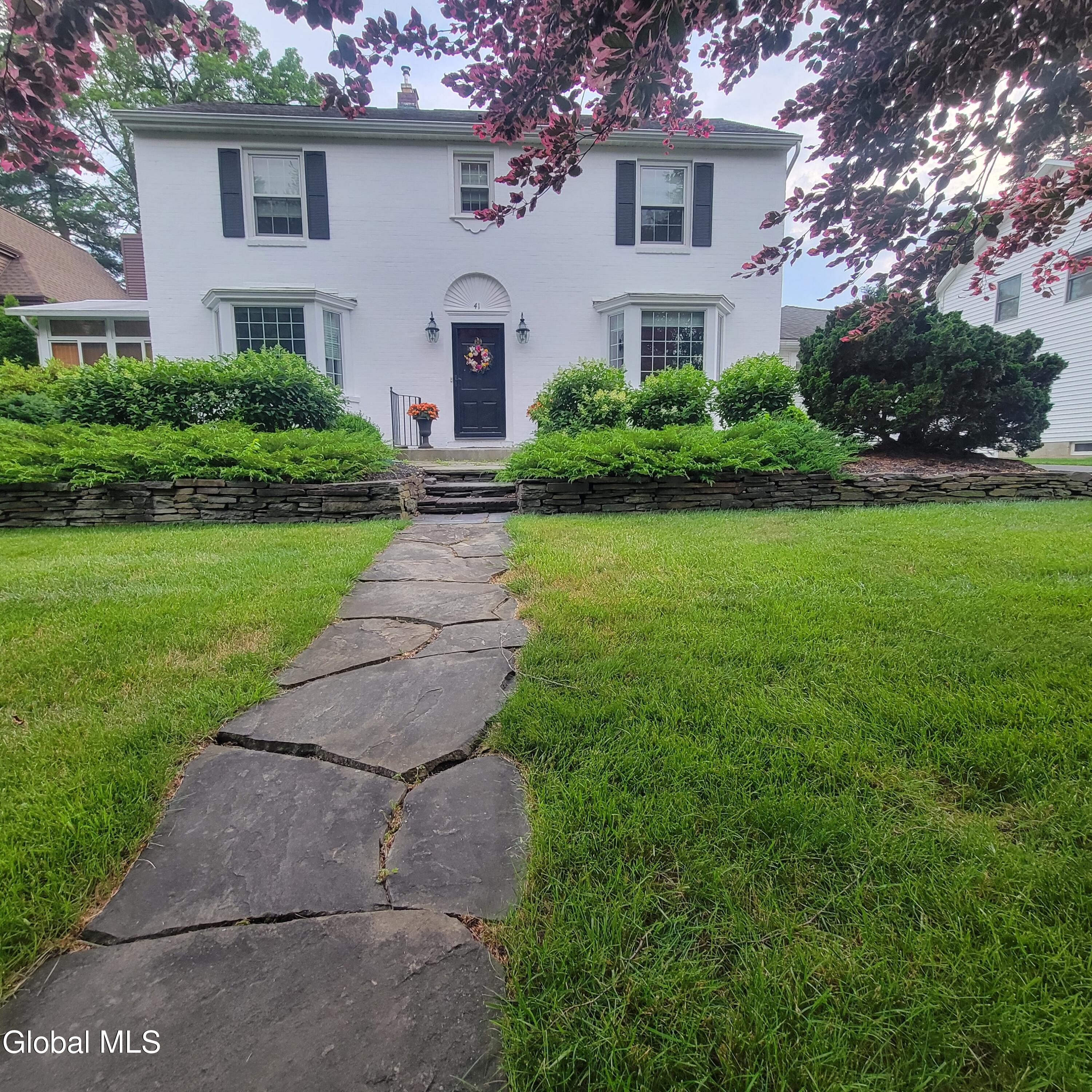 41 Berkshire Drive — photo