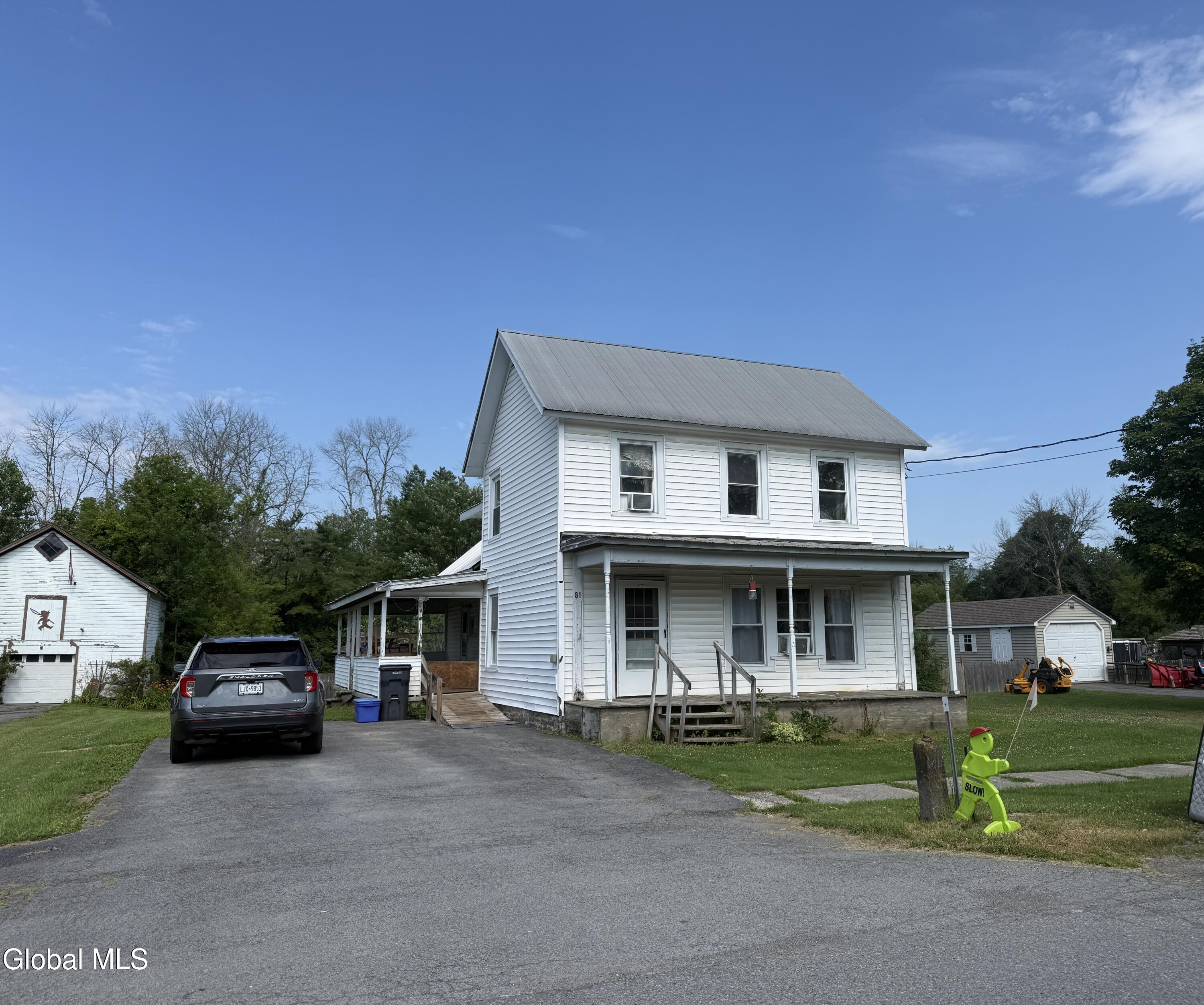 81 Catherine Street — photo