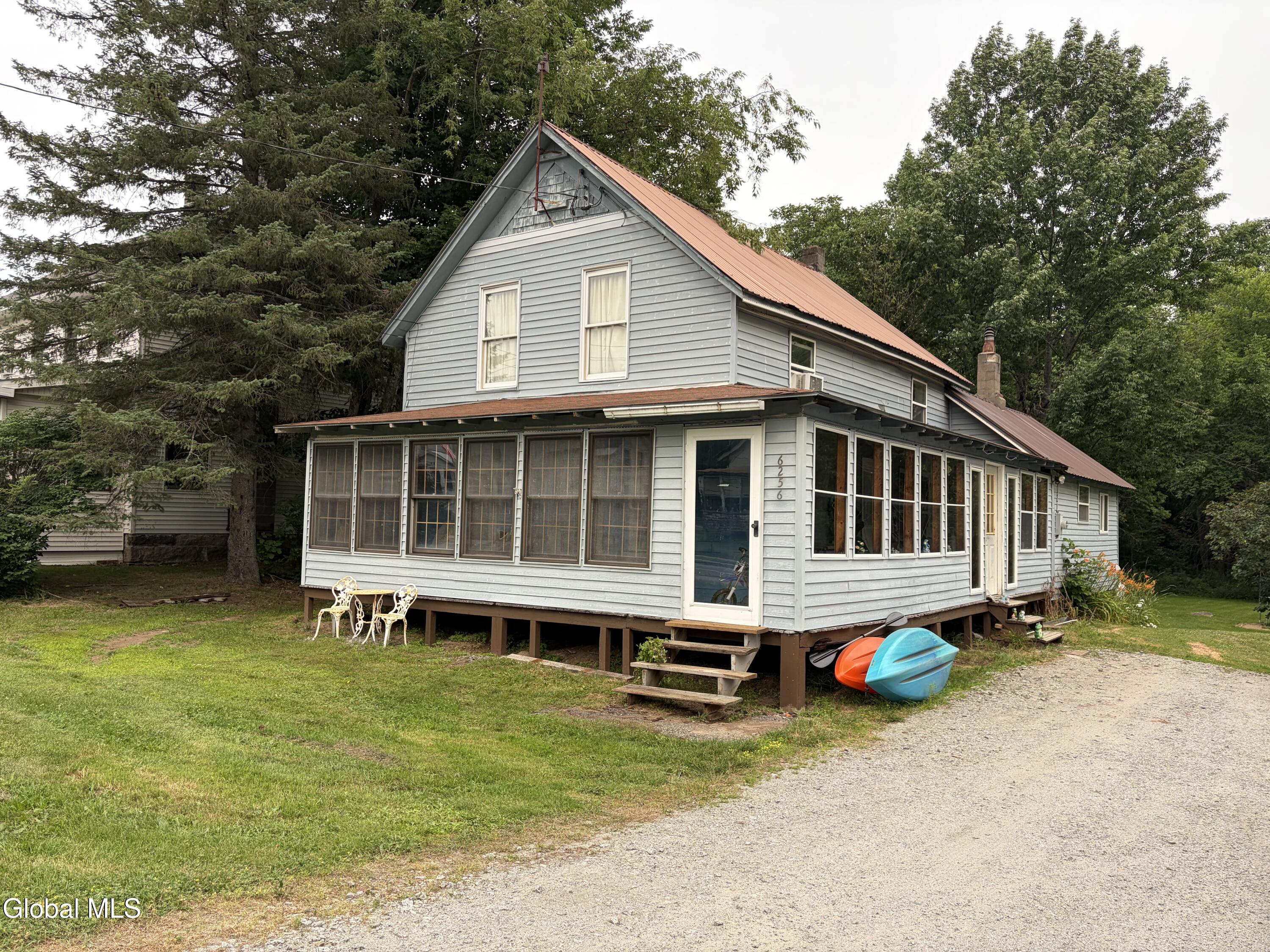 6256 New York 30 — photo