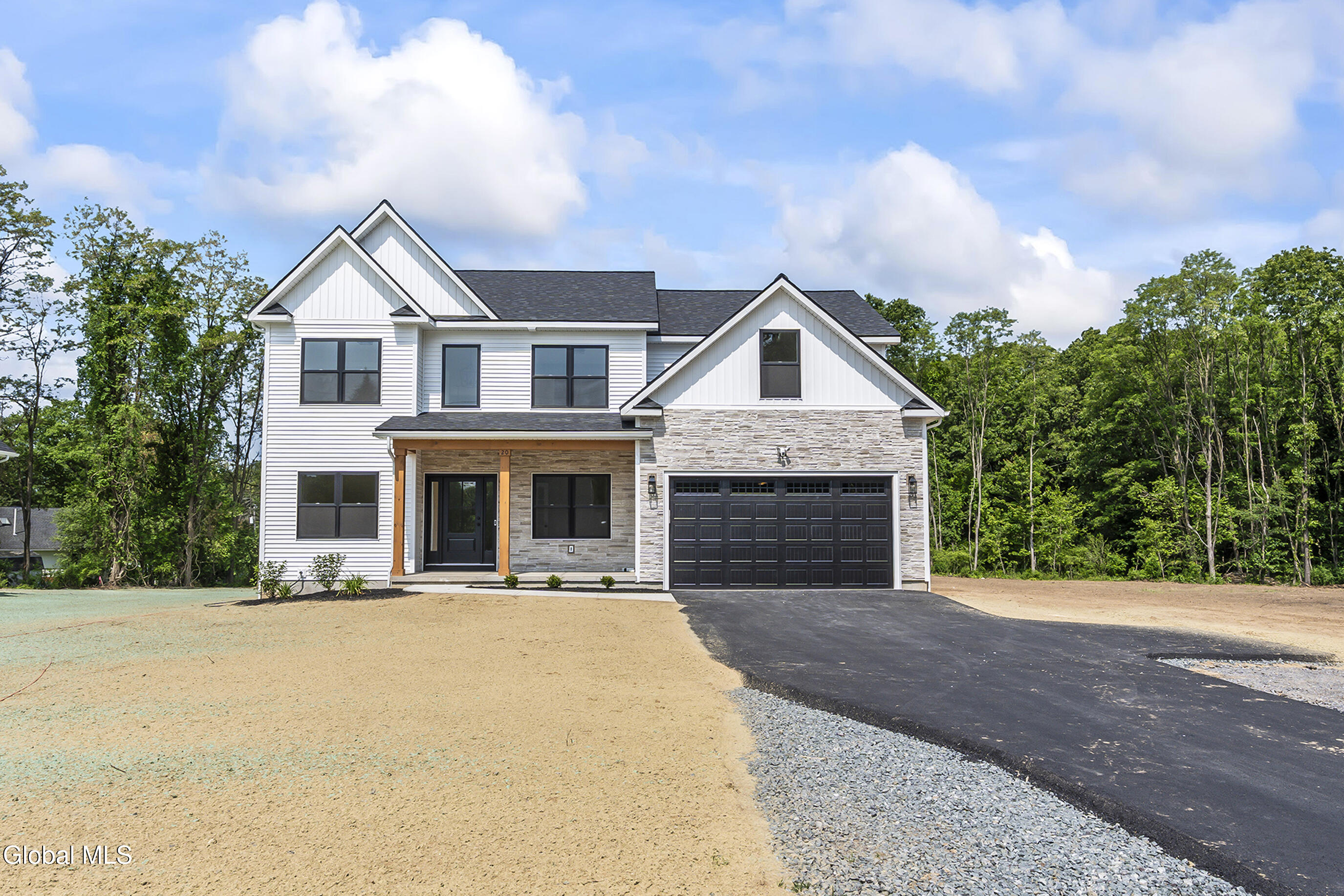 2502 River Road — photo