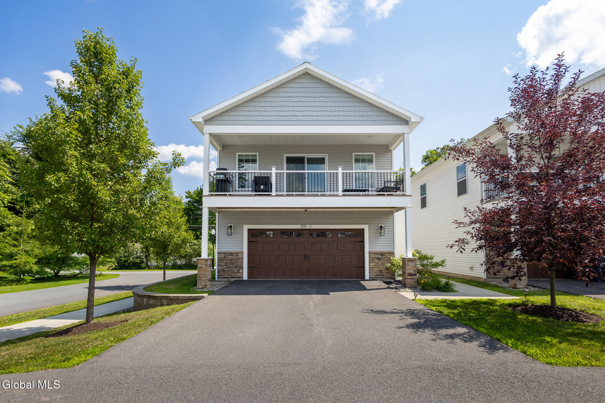105 Marjorie Lane, Unit 1 — photo