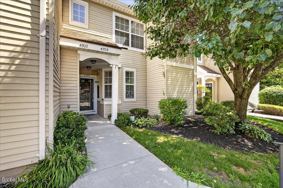 4703 S Foxwood Drive — photo