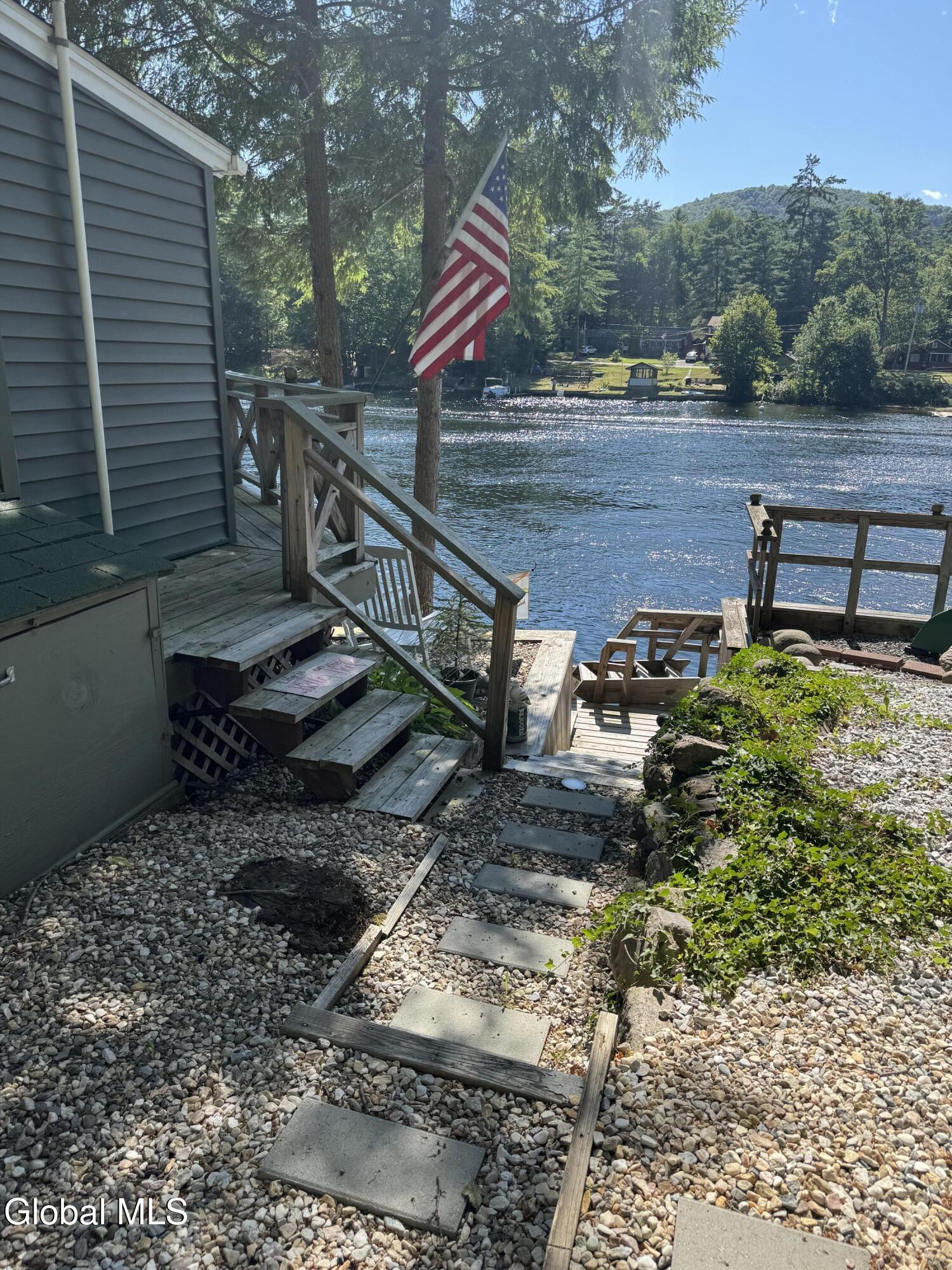 833 E River Drive — photo