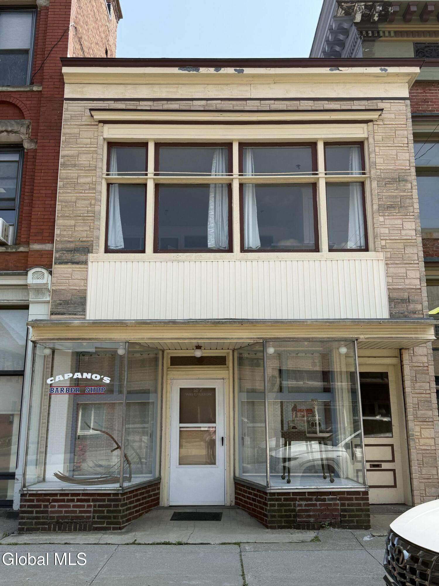 27 W Fulton Street — photo