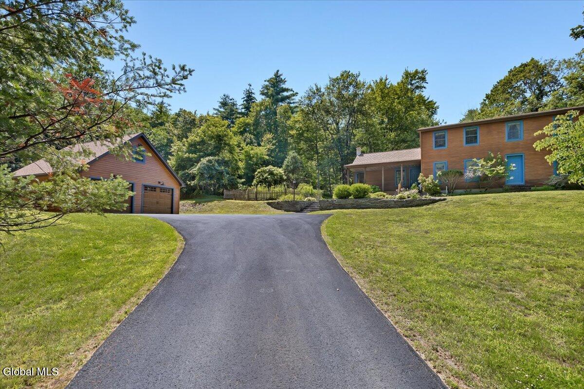 865 Jefferson Hill Road — photo