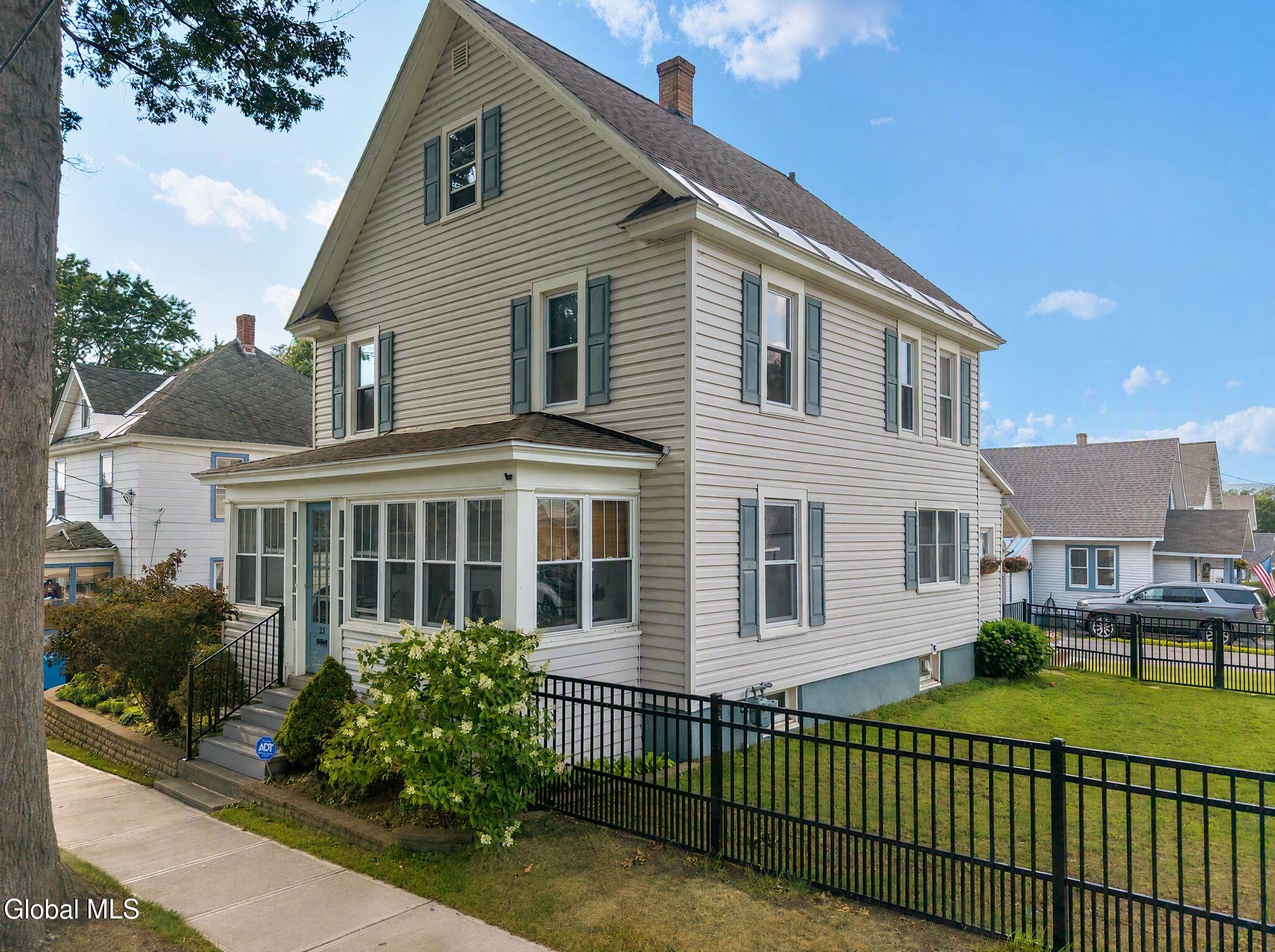 23 Vanwyck Street — photo