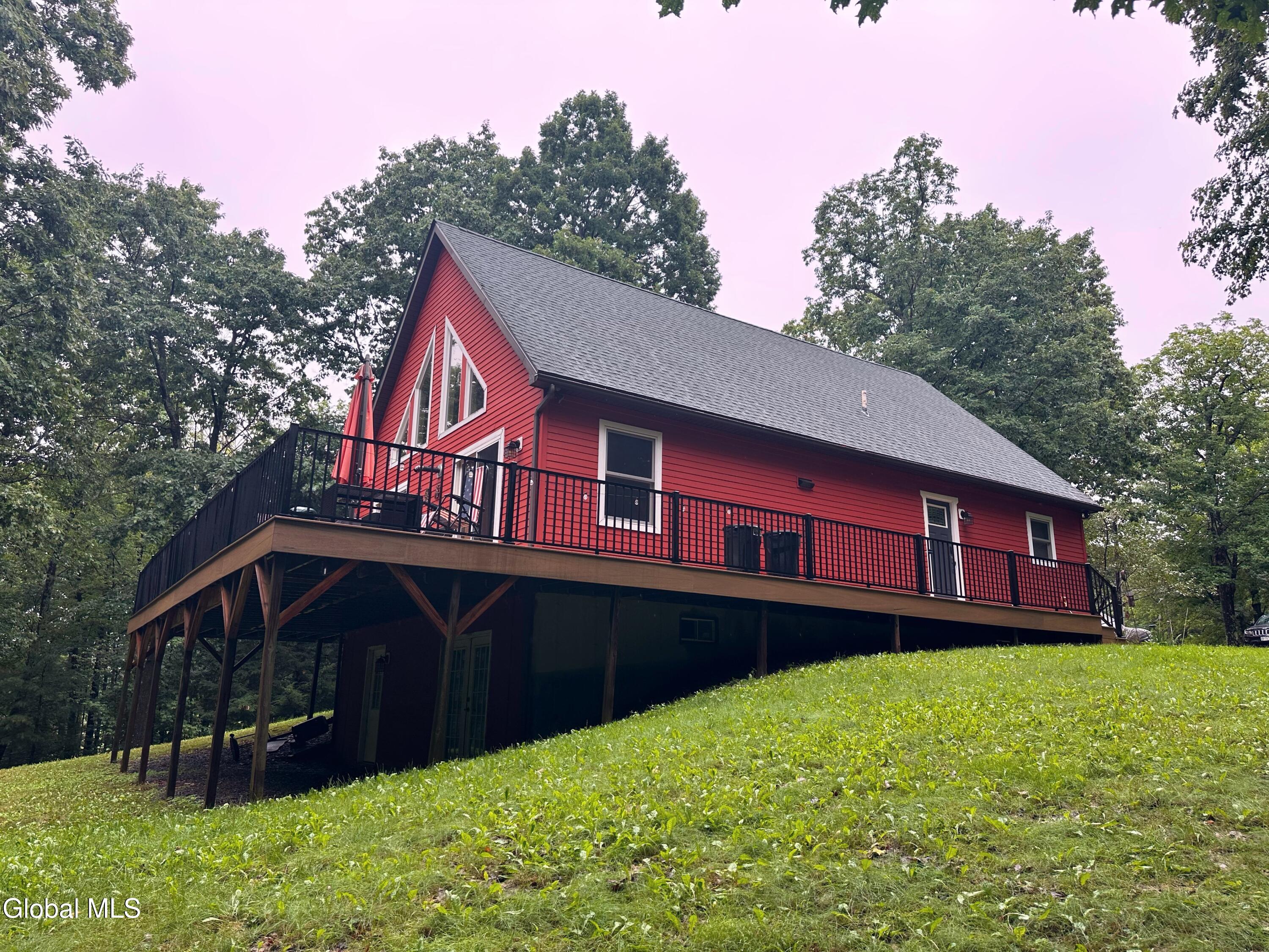255 Old Gale Hill Road — photo