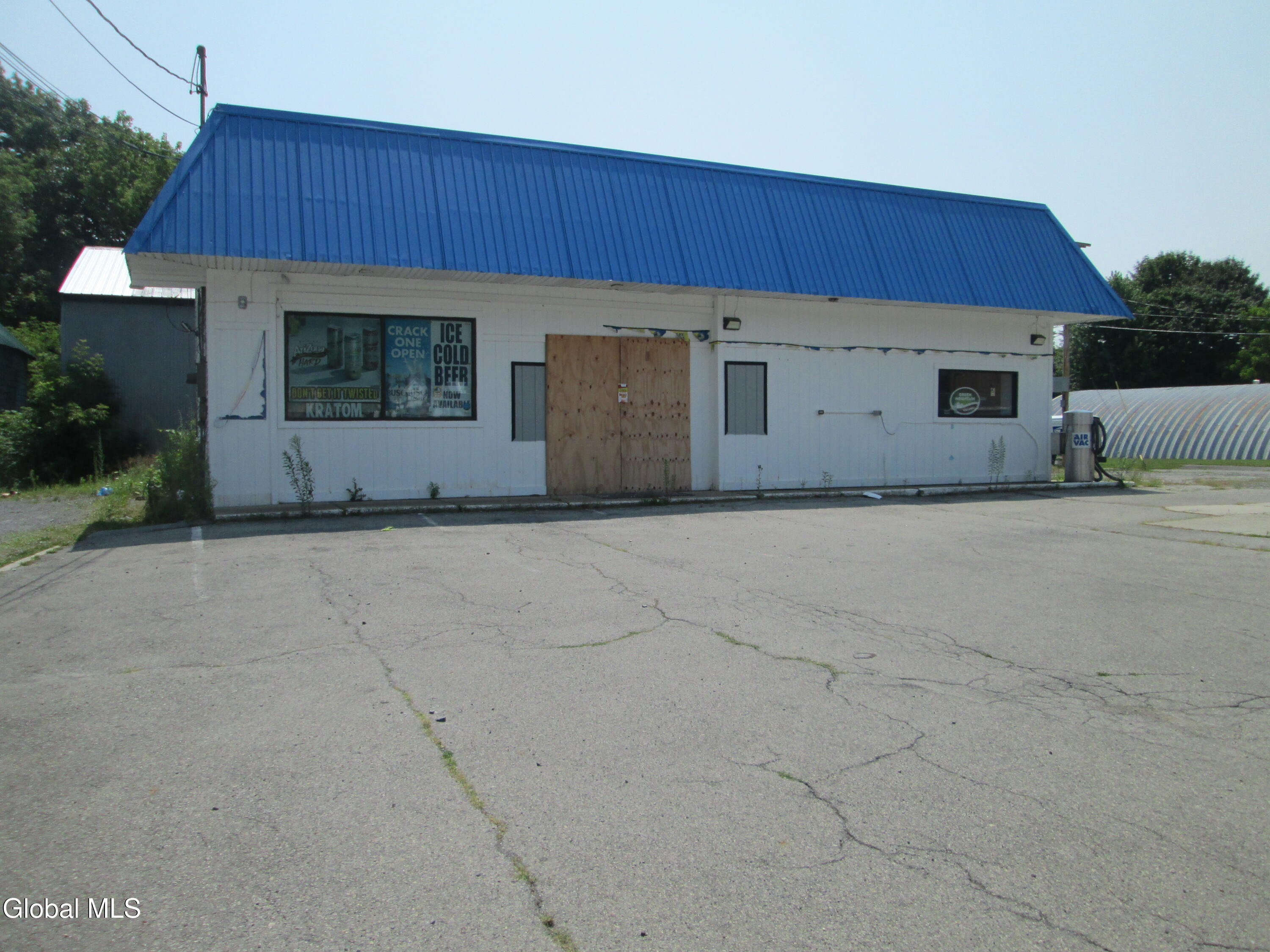 207 W Fulton — photo