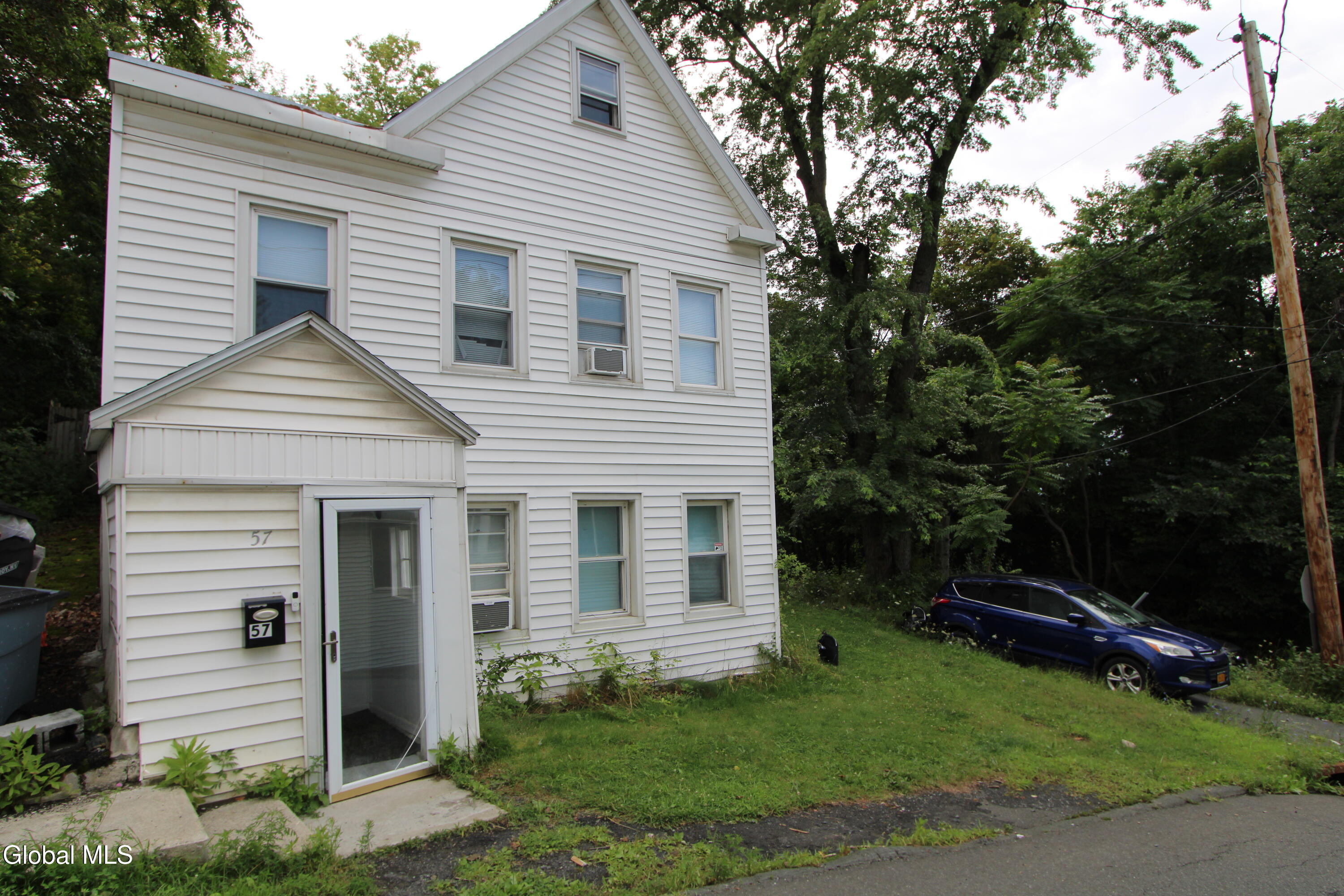 57 Mann Avenue — photo