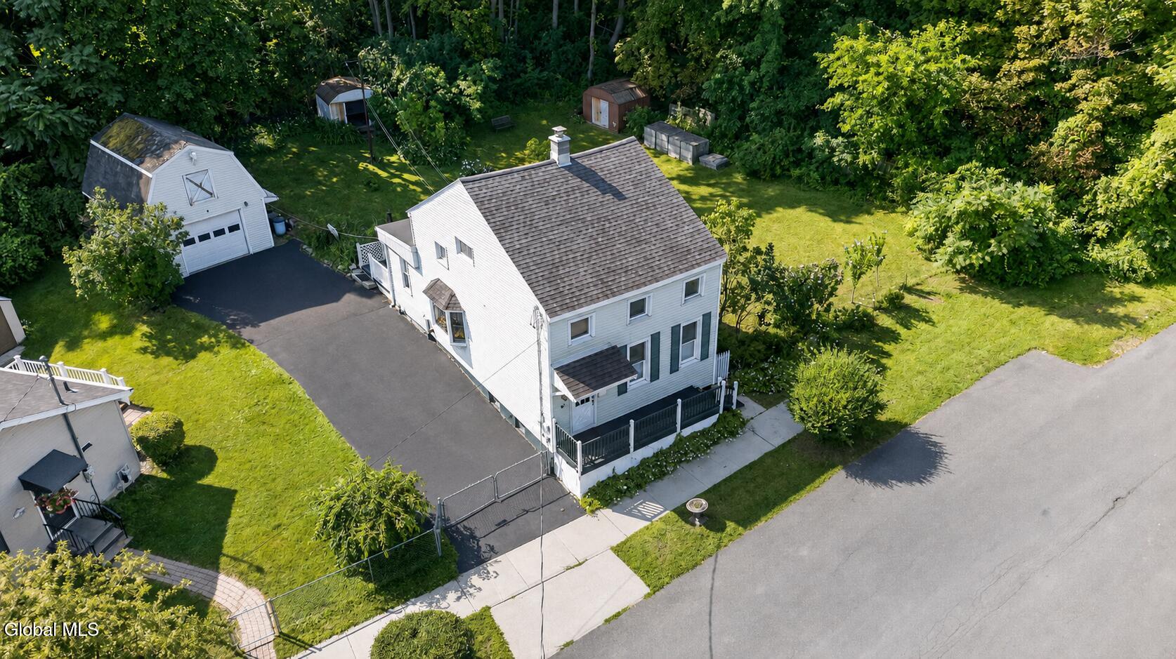 4 Cherry Hill Street — photo