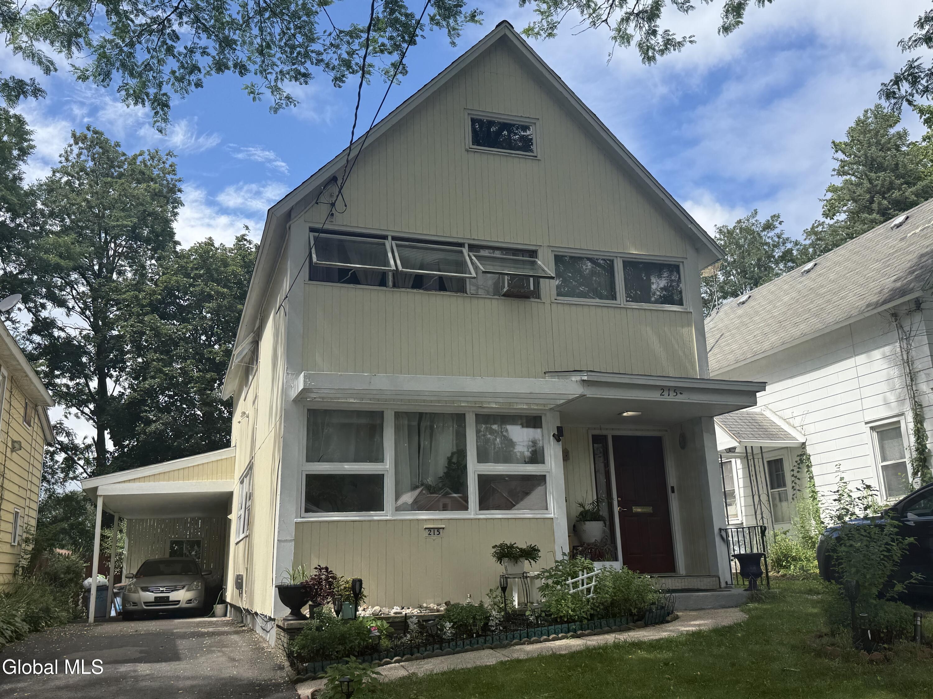 215 Elder Street — photo