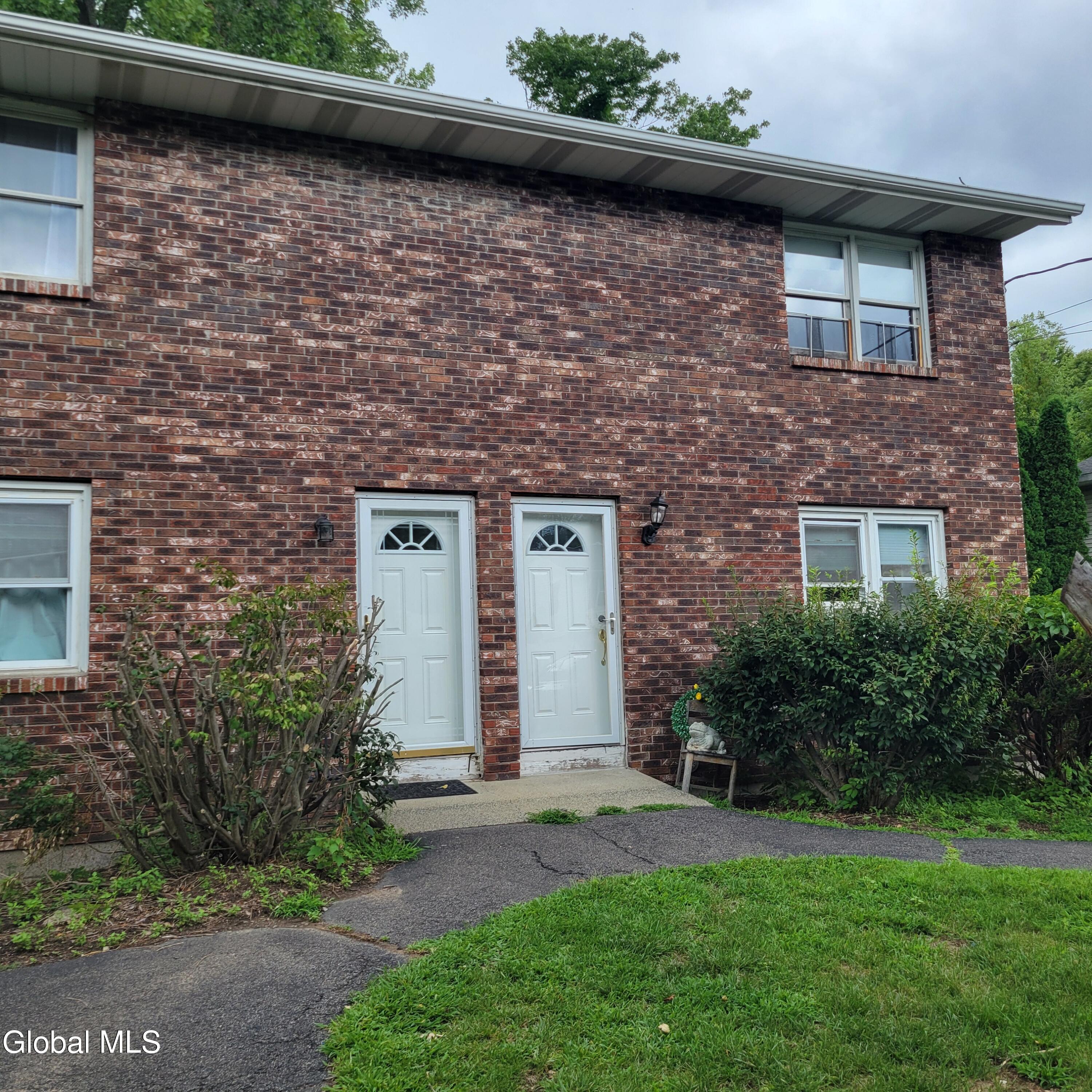 17 Henry Street — photo