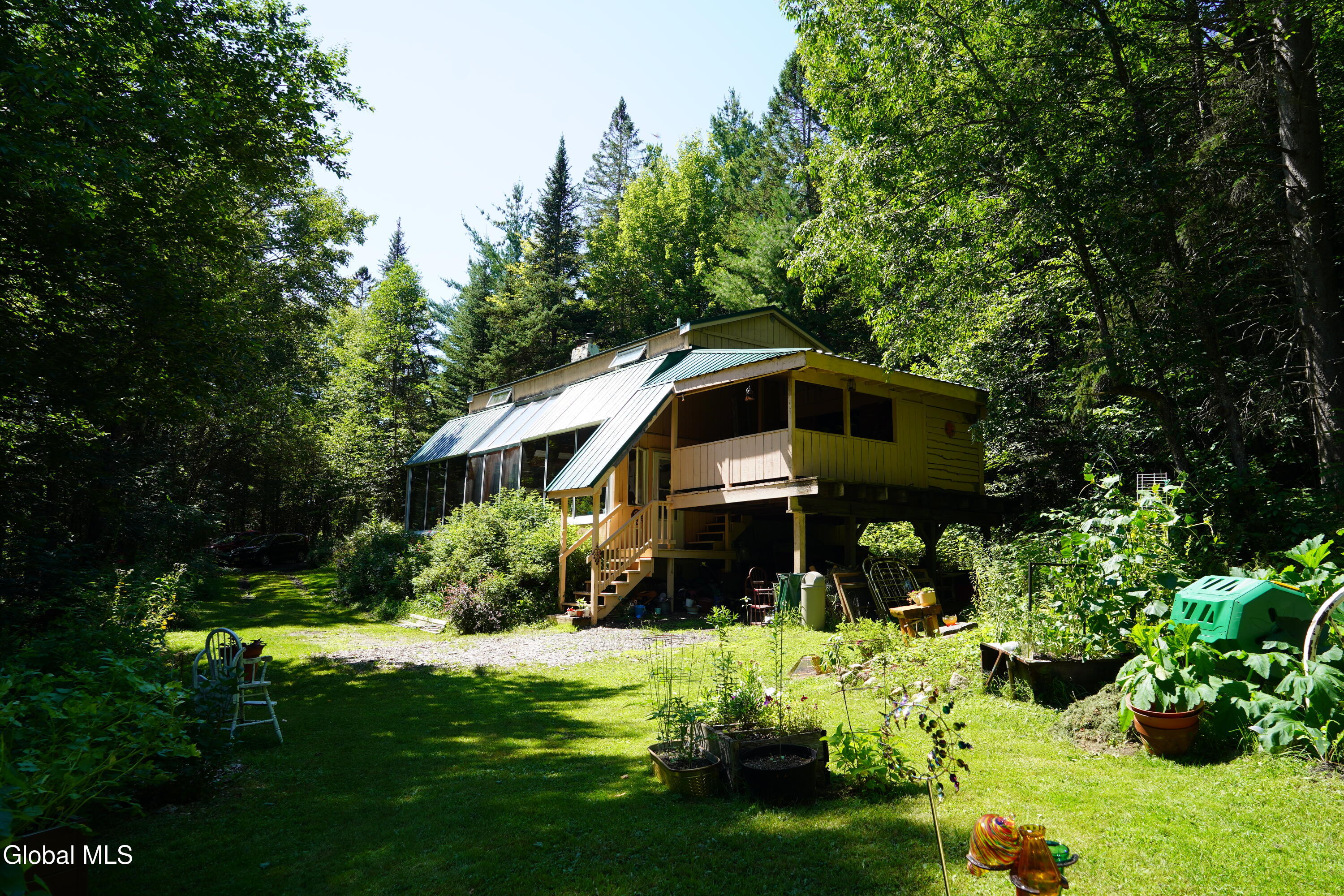 105 Birch Court — photo