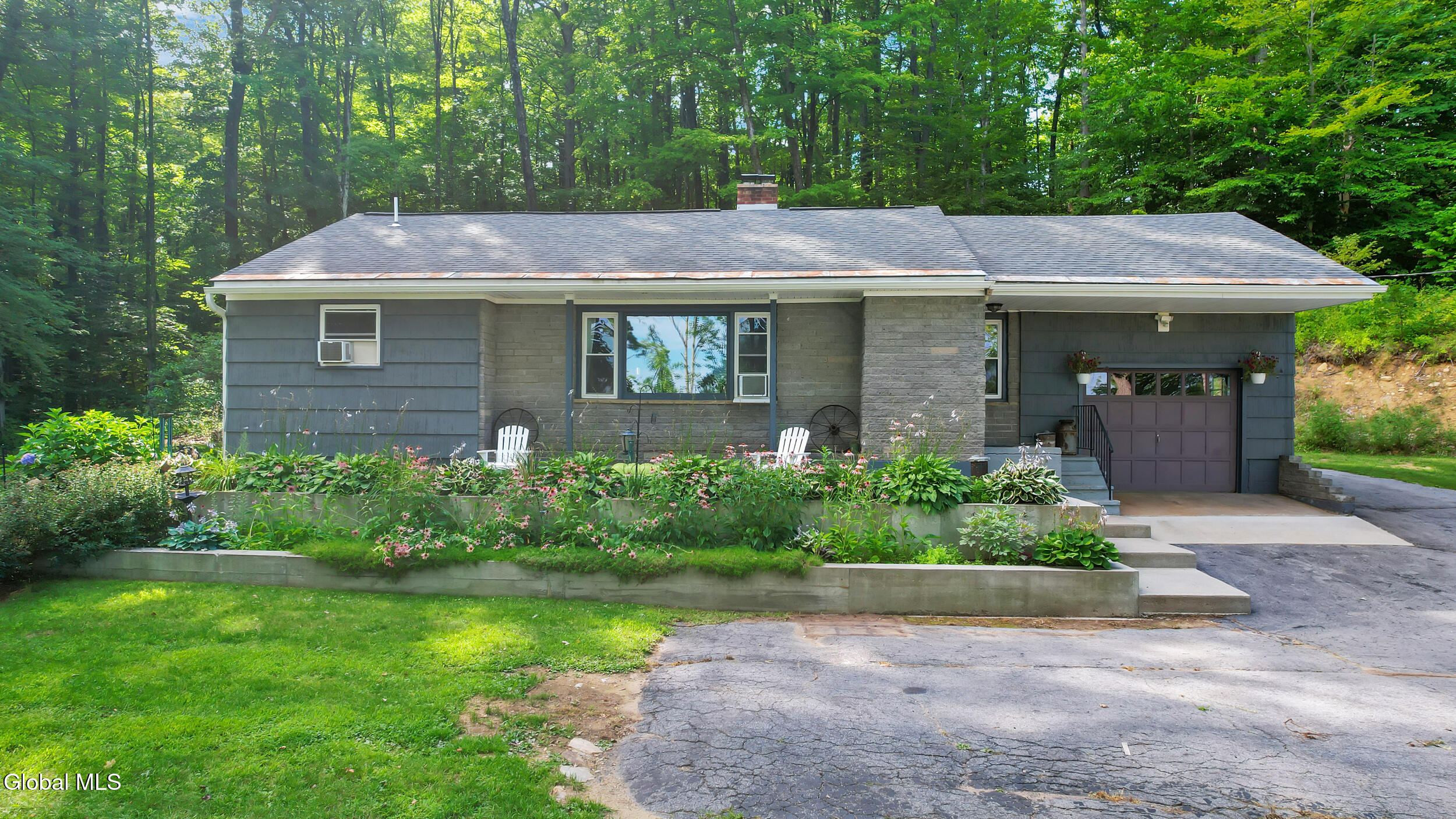 1333 Ridge Road — photo