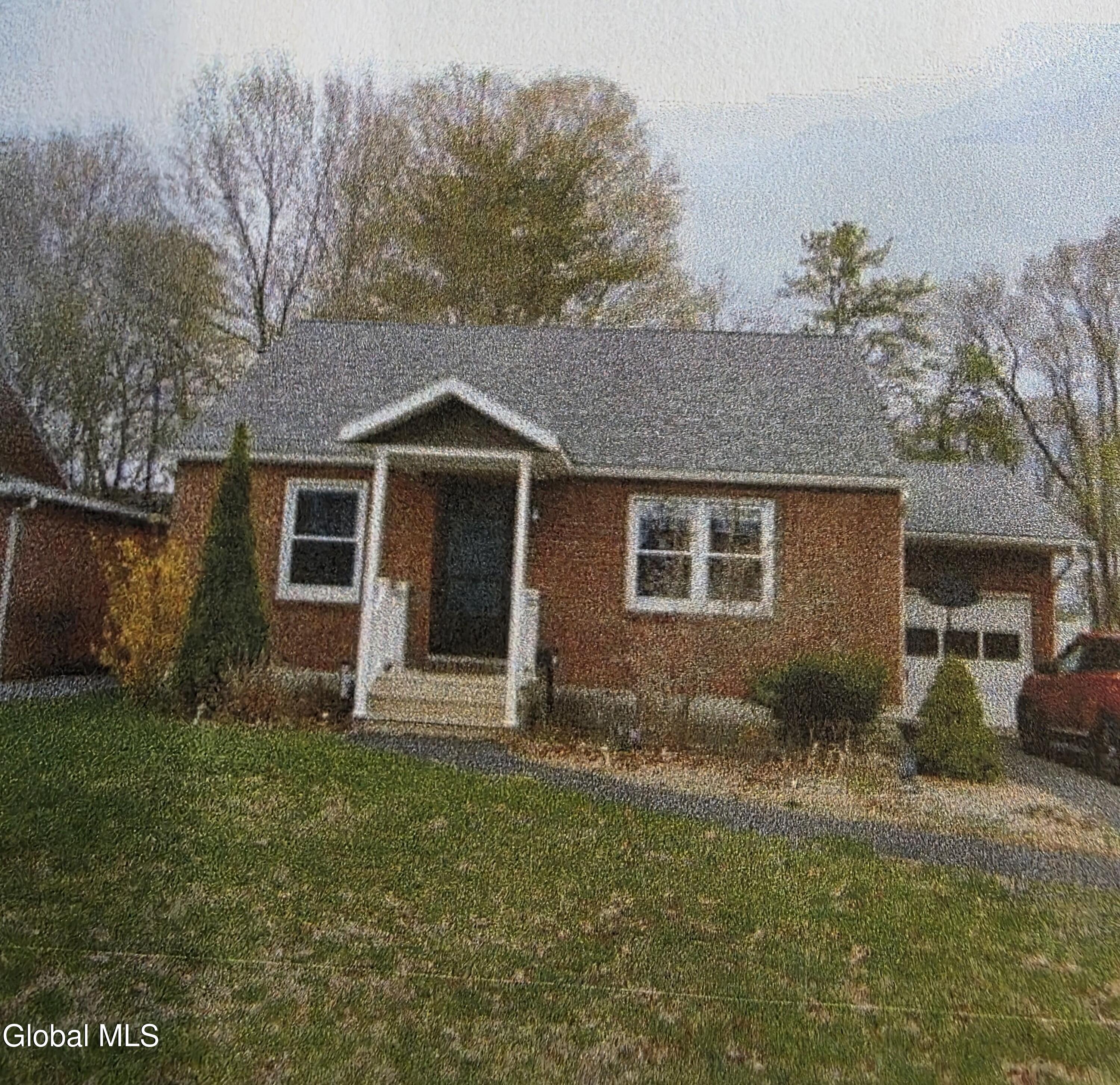 2133 Robinwood Avenue — photo