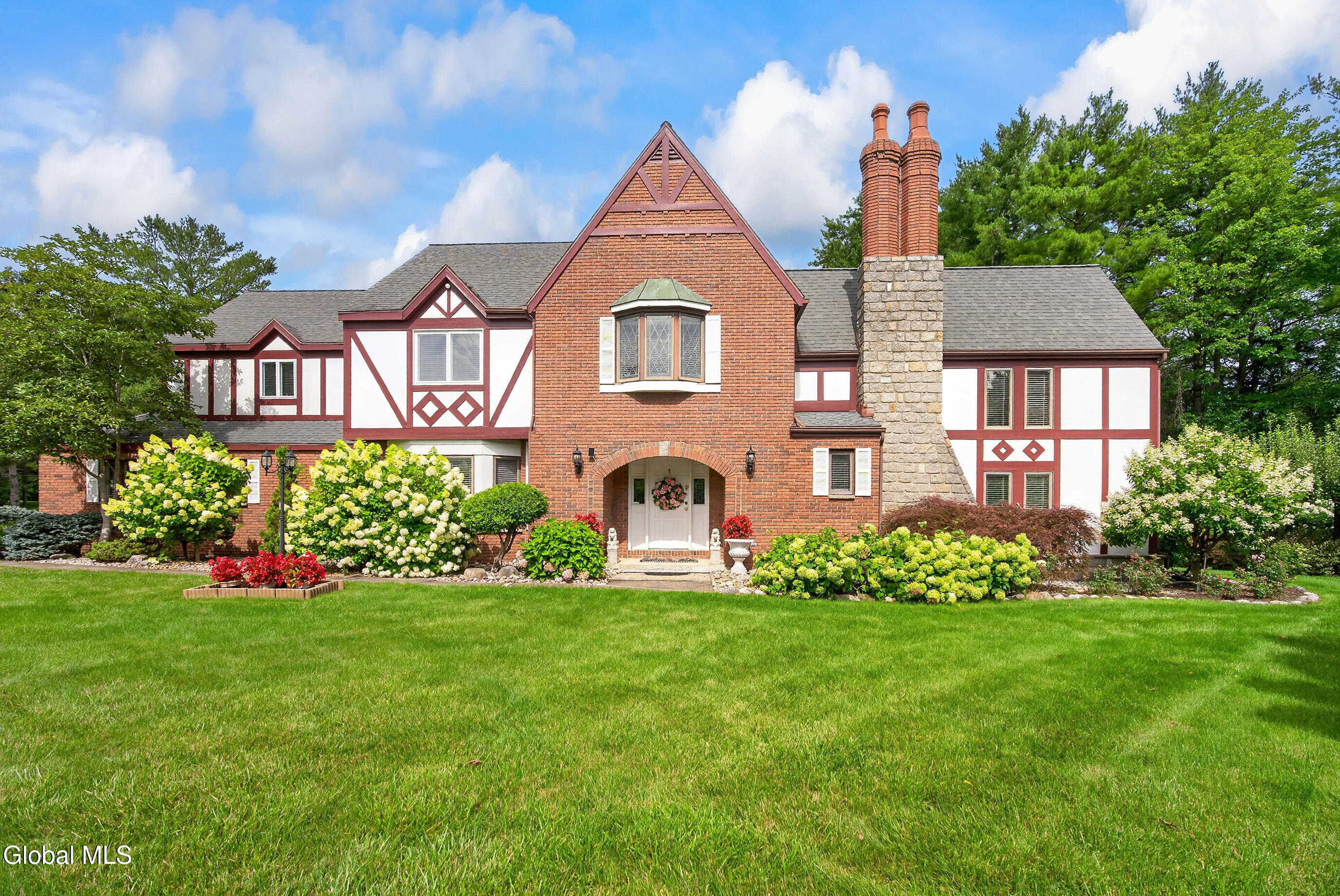 1 Milan Court — photo