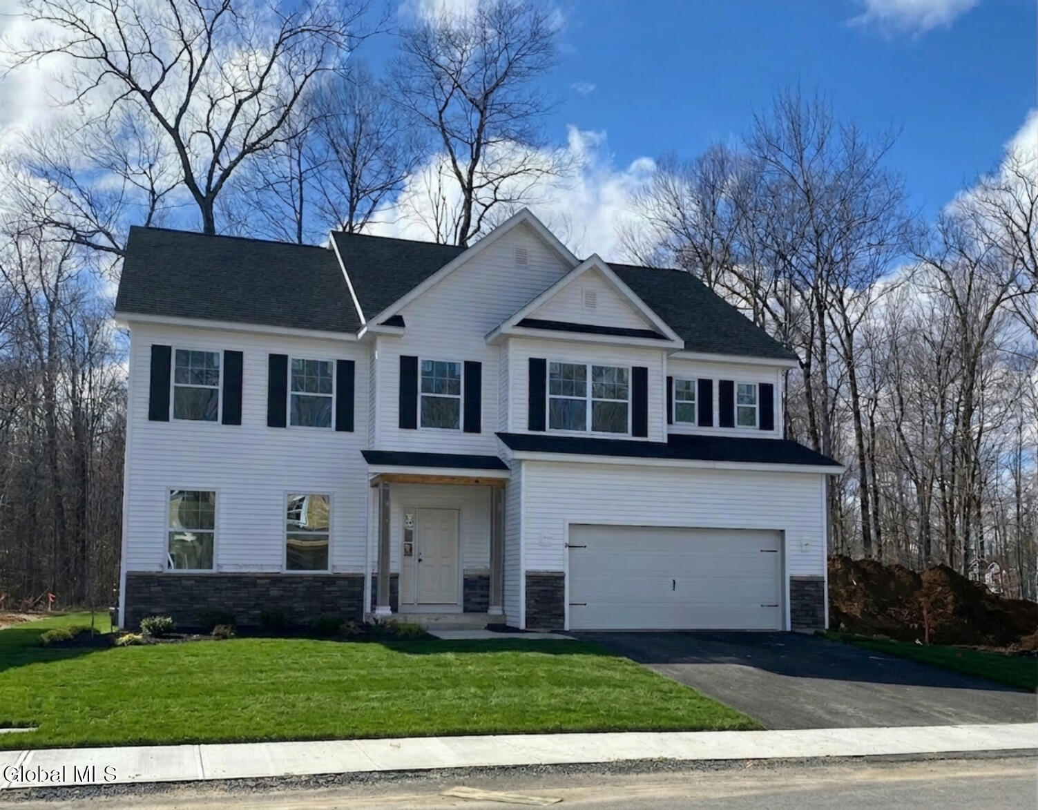 10 Balsam Court — photo
