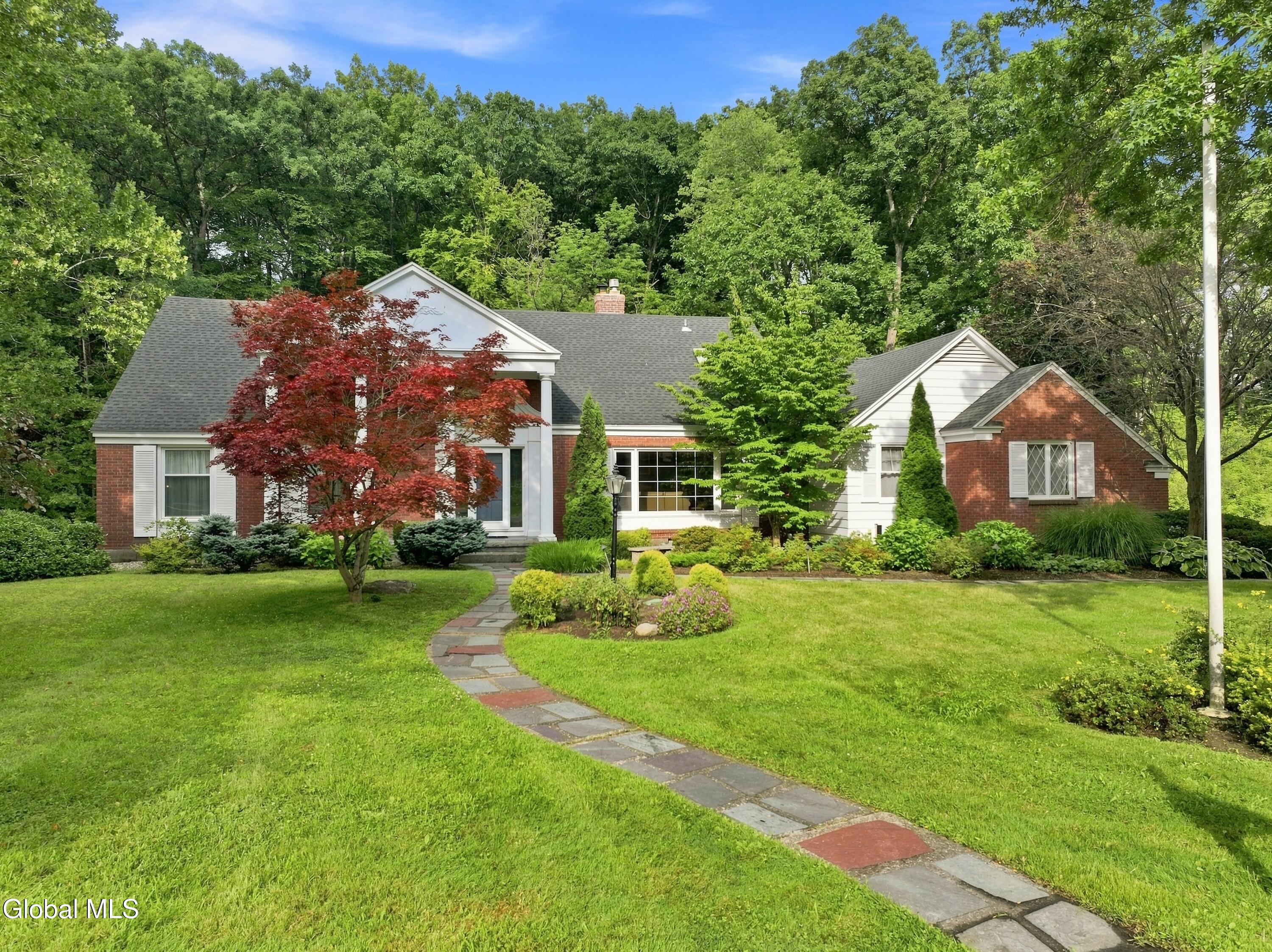 7 Macaffer Drive, Menands, NY 12204 — photo 2