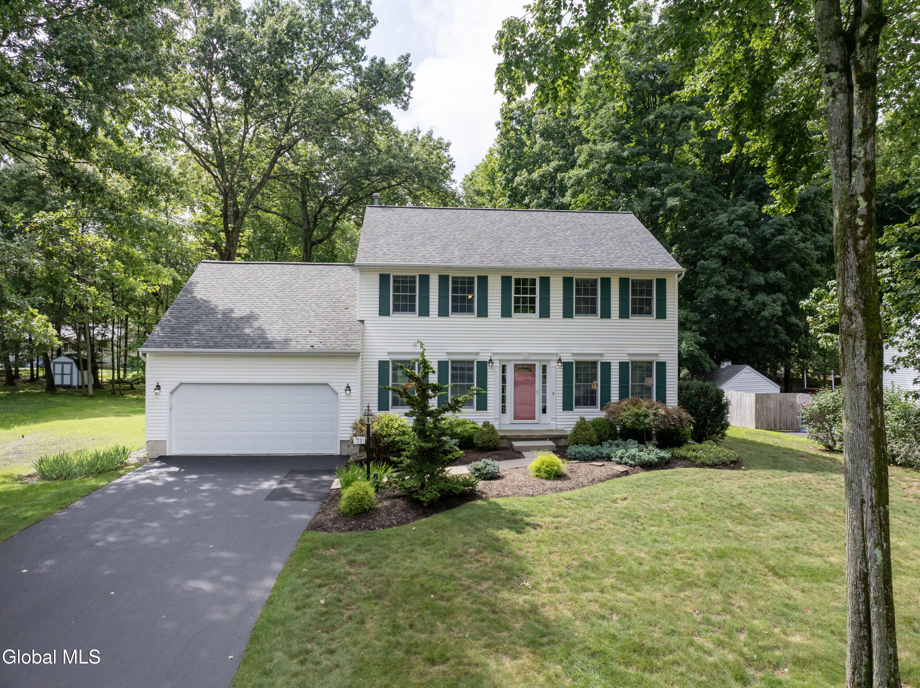 71 Orchardview Drive — photo