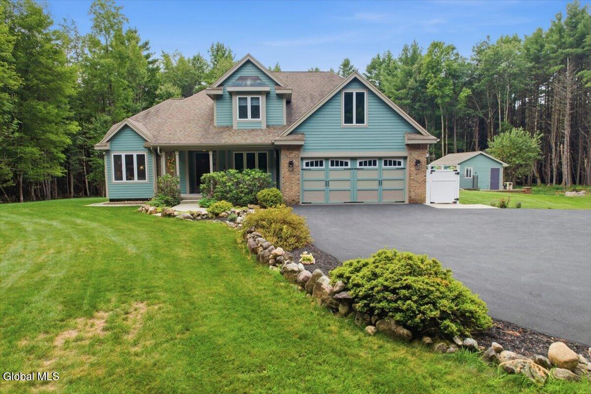 8 Lester Lane — photo