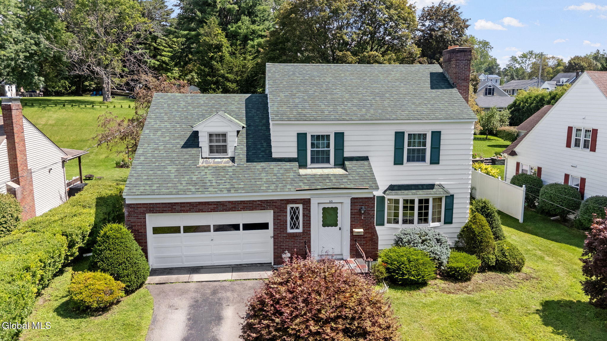 25 Van Dyke Avenue — photo