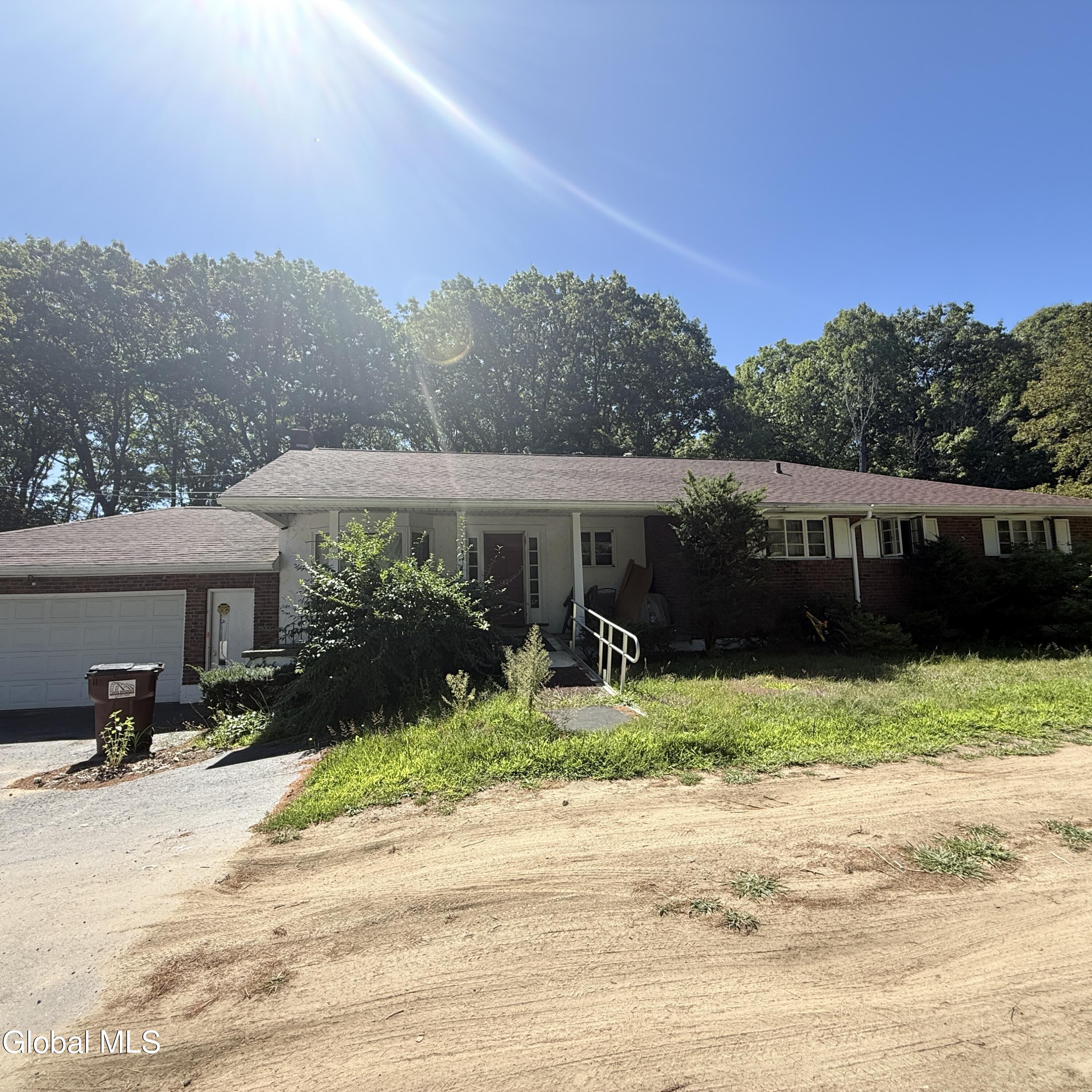 181 S Kingsboro Avenue — photo