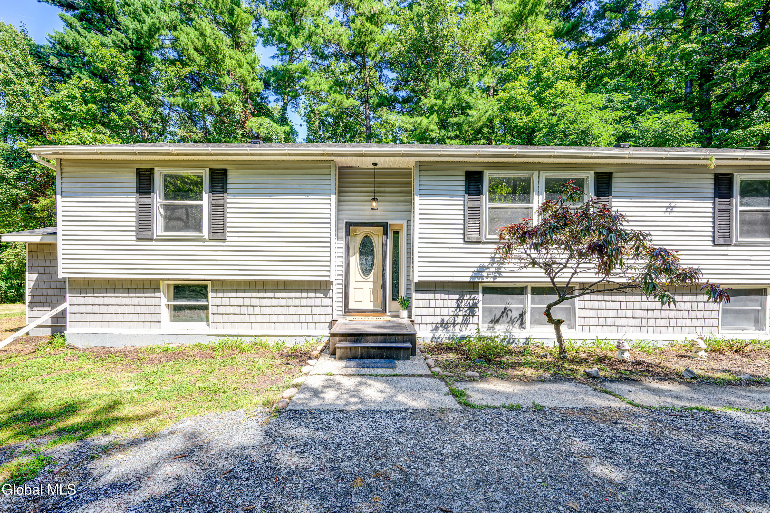 140 Turner Road — photo