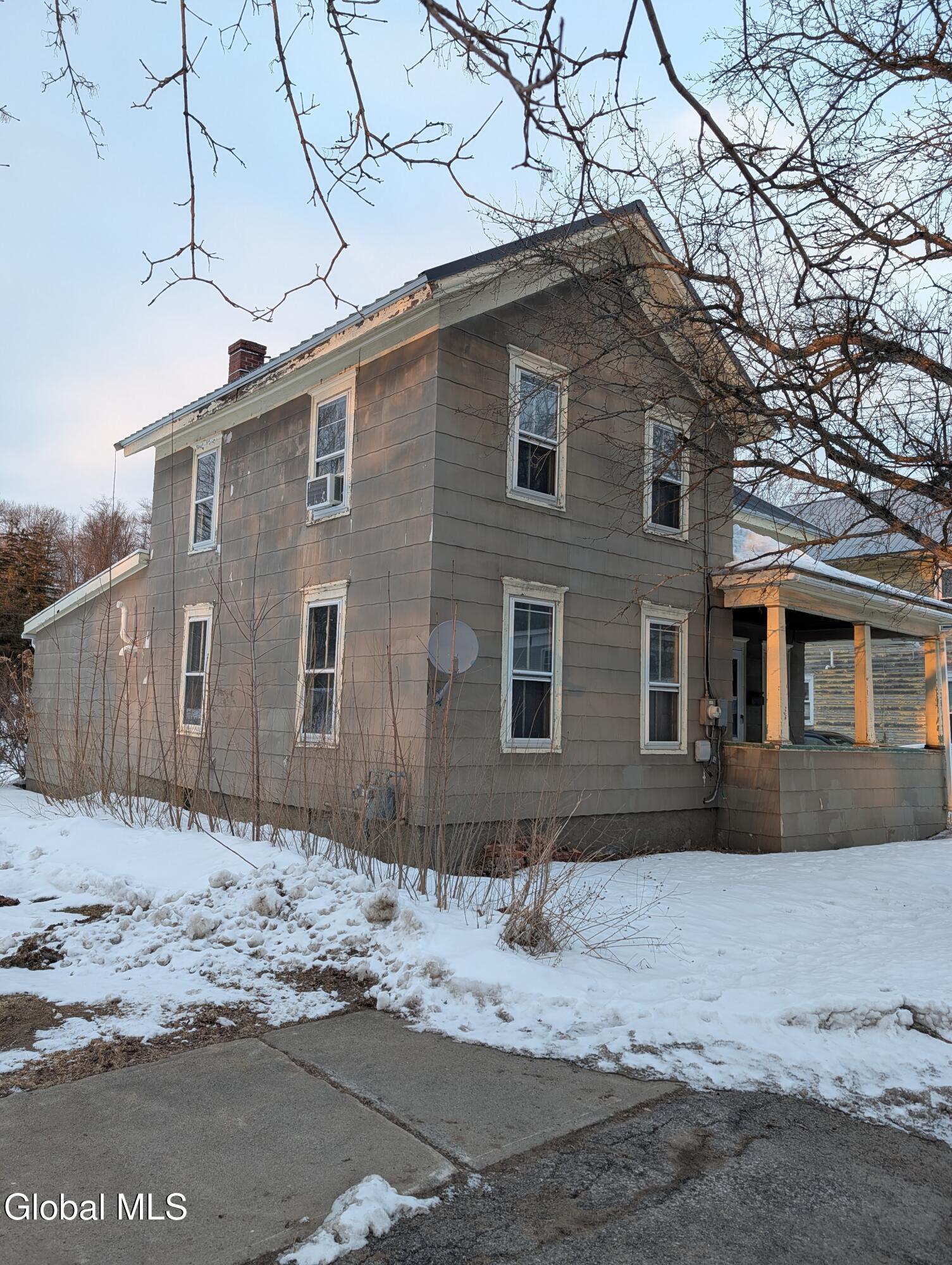 92 Reid Street — photo