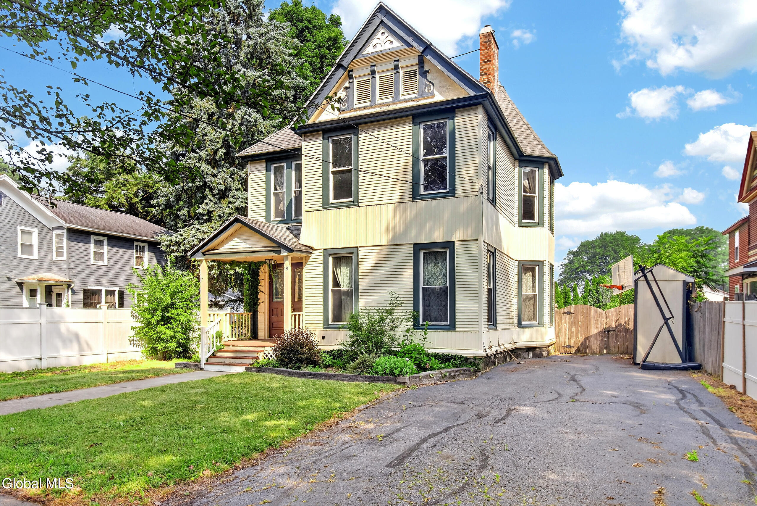 18 Grove Street — photo