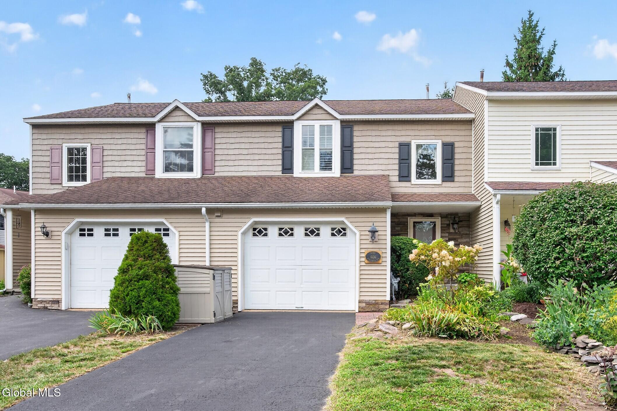 606 Elk Circle — photo