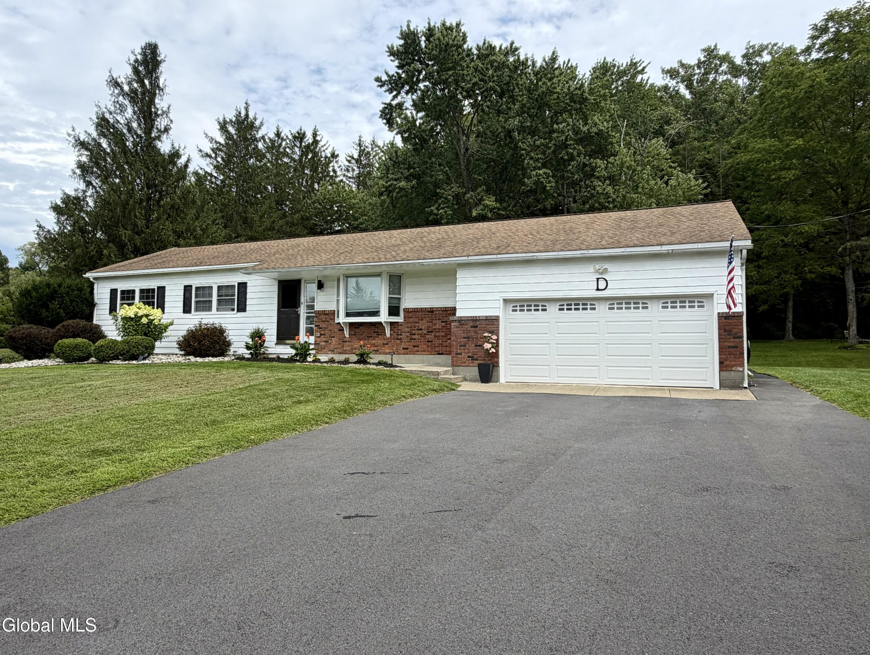 110 Country Ridge Court — photo