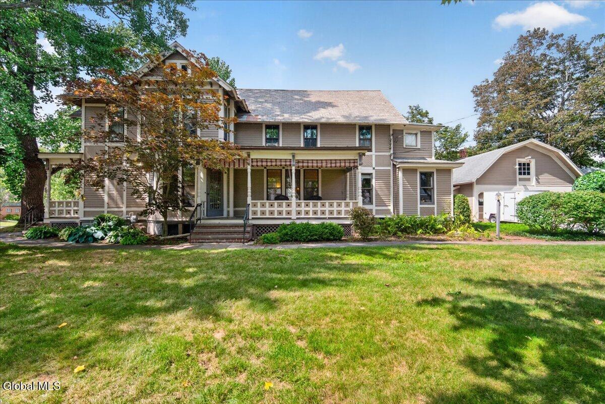 475 Glen Street — photo