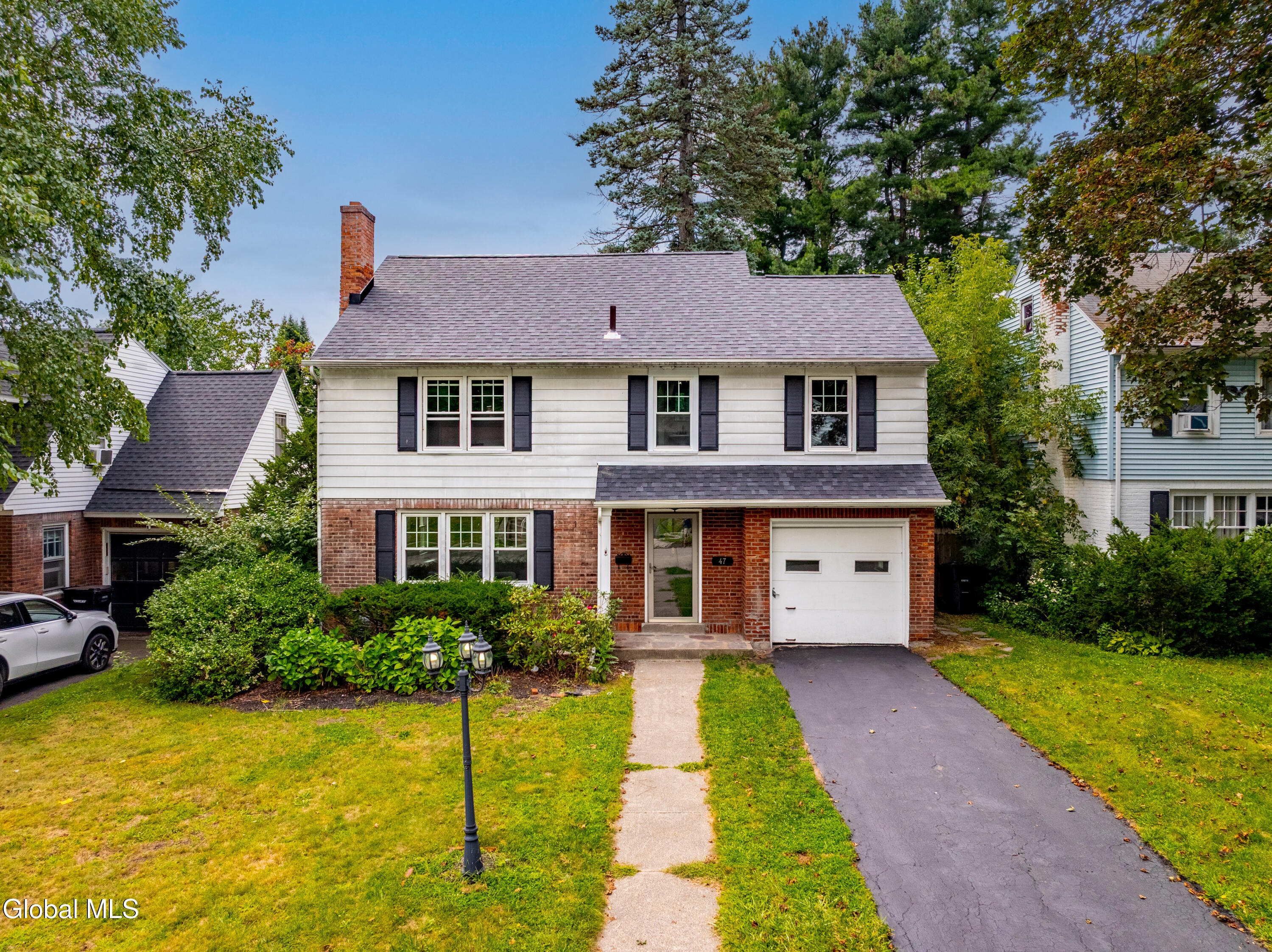 47 Pointview Drive — photo