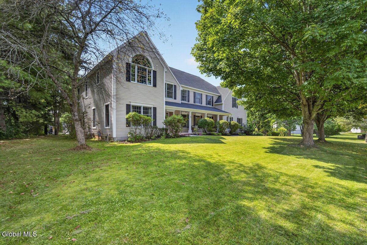 73 Fields End Drive — photo