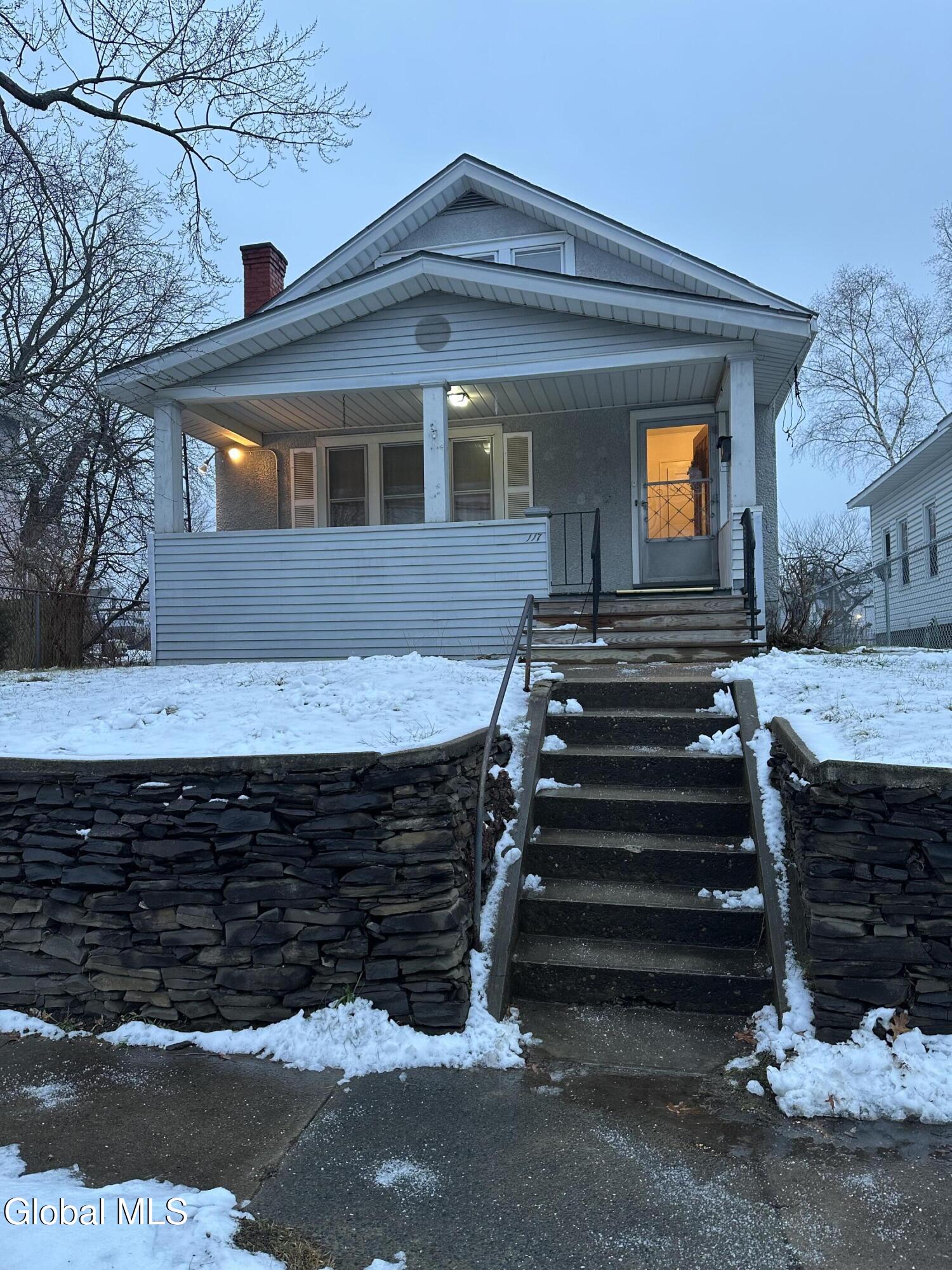 117 Henry Street — photo