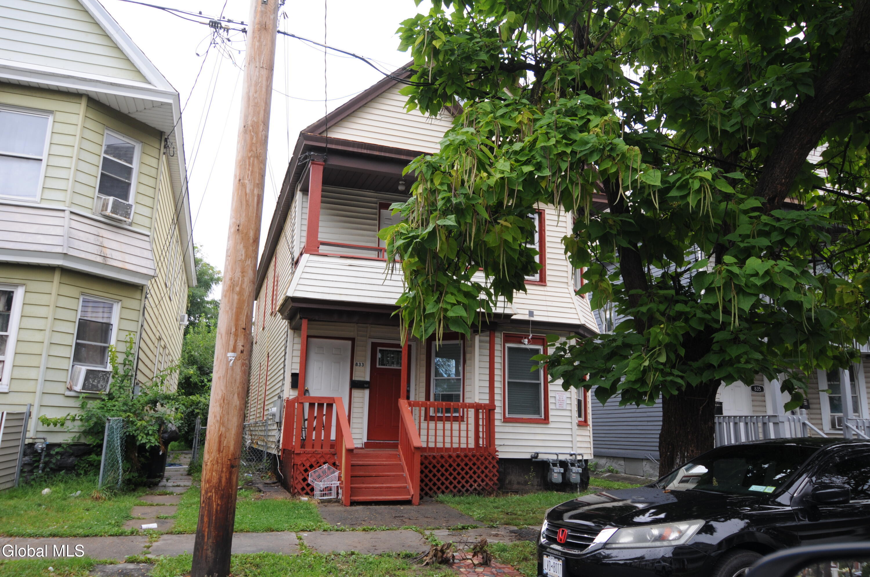 833 Grant Avenue, 2nd Floor — photo
