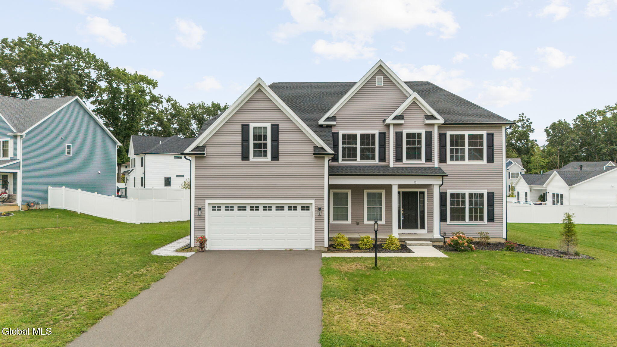 13 Edenfield Street — photo