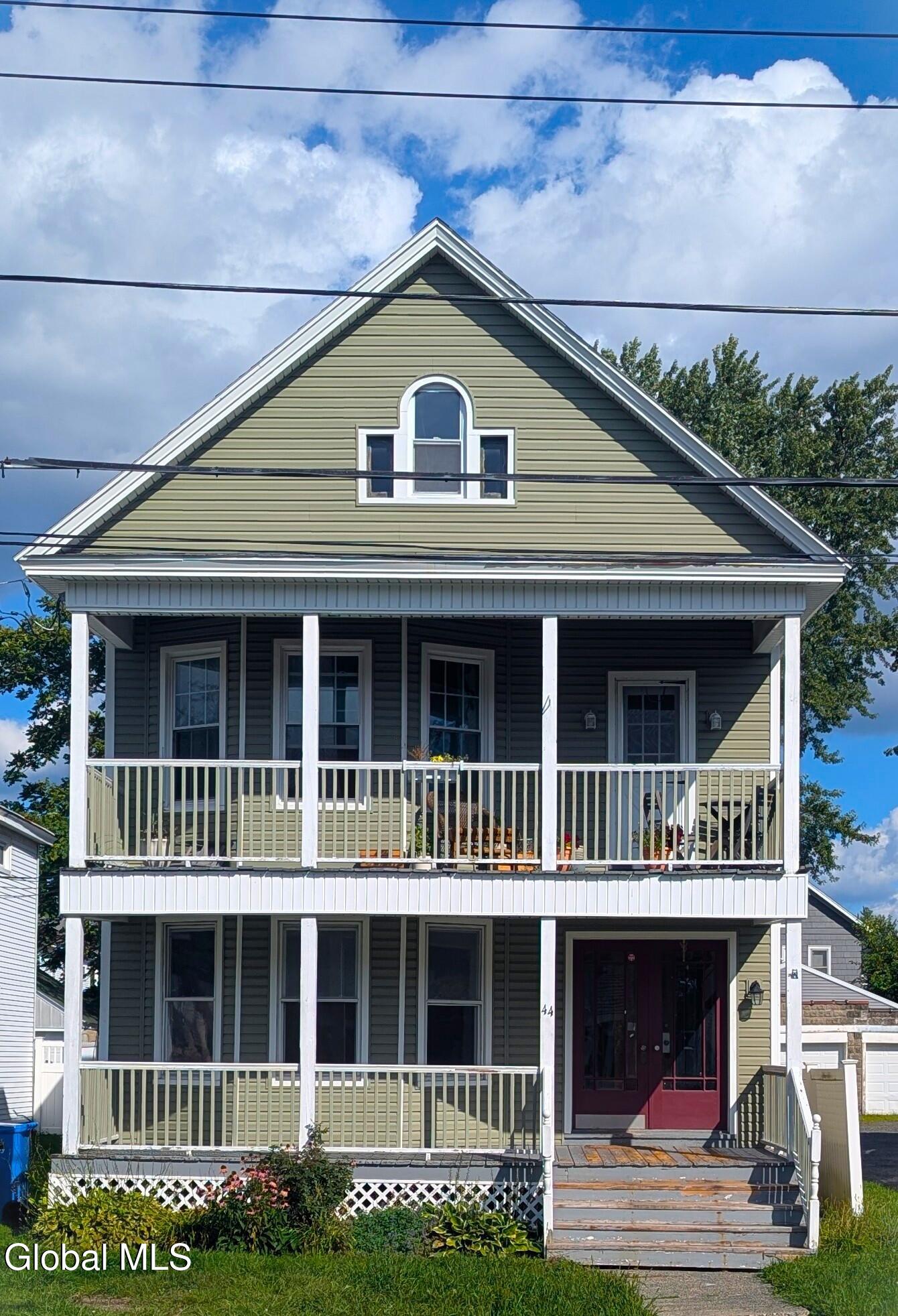 44 Harris Avenue, Apt 1 — photo