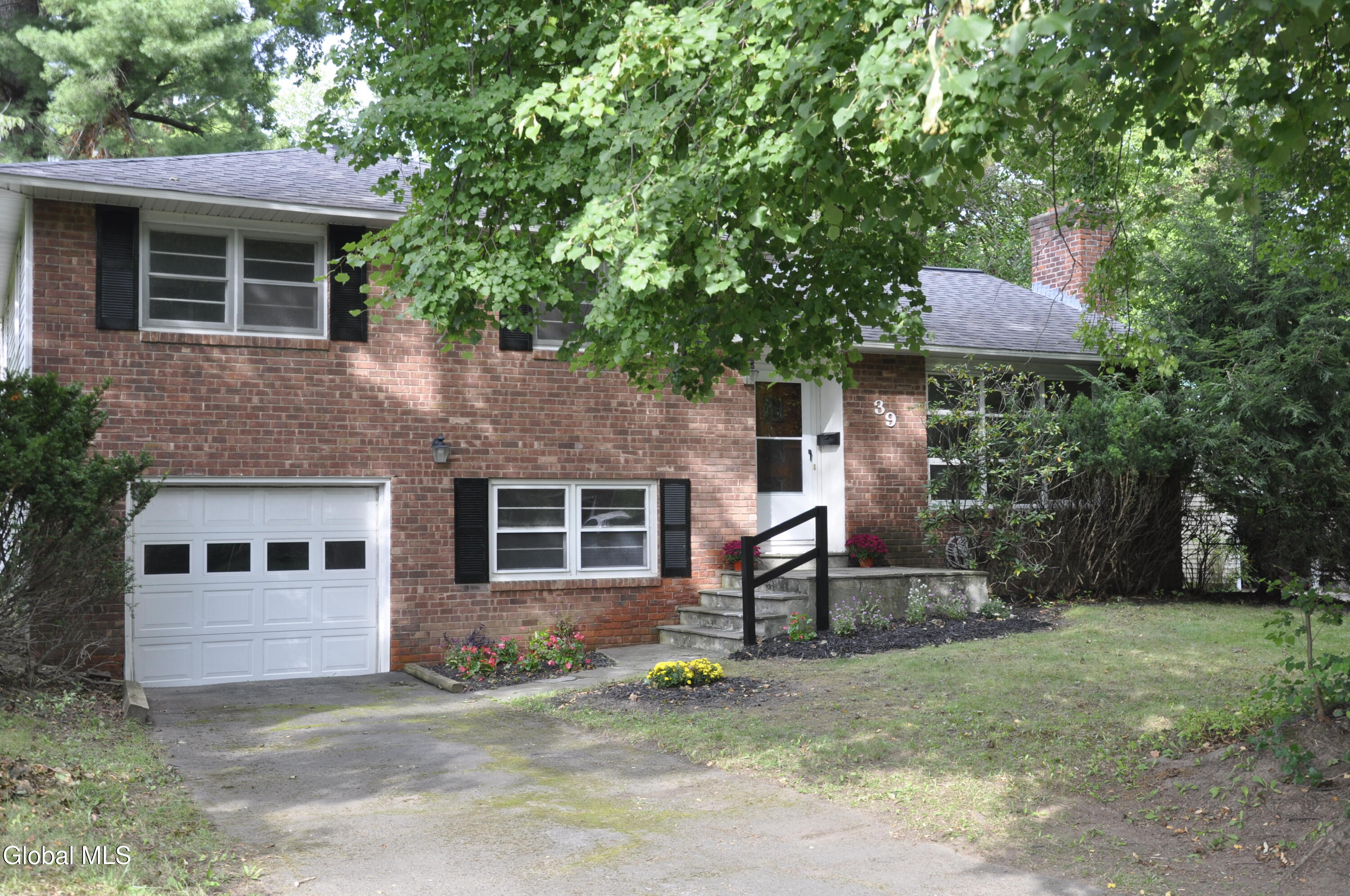 39 Wellington Road — photo