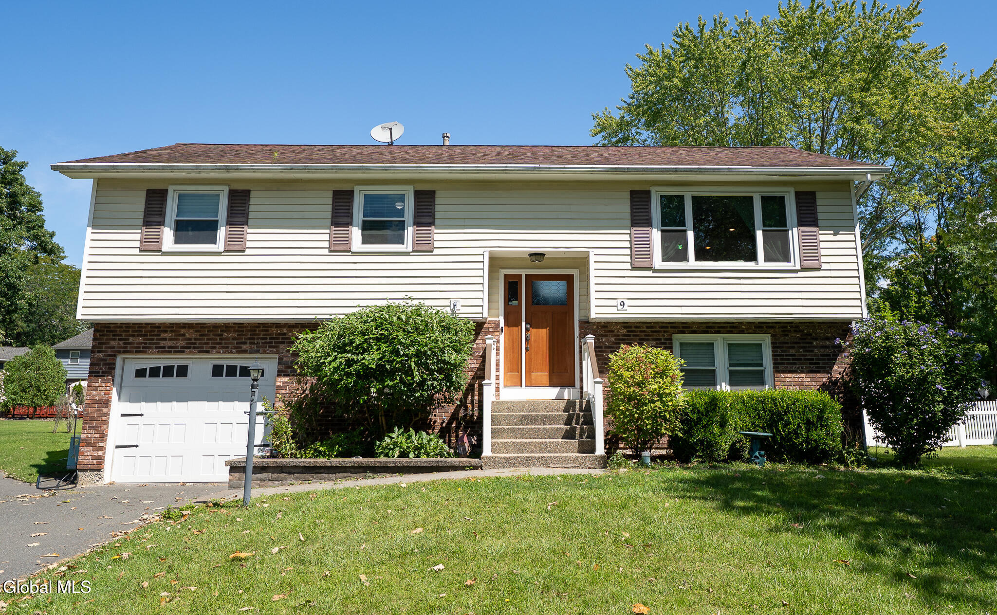 9 Bellevue Street — photo