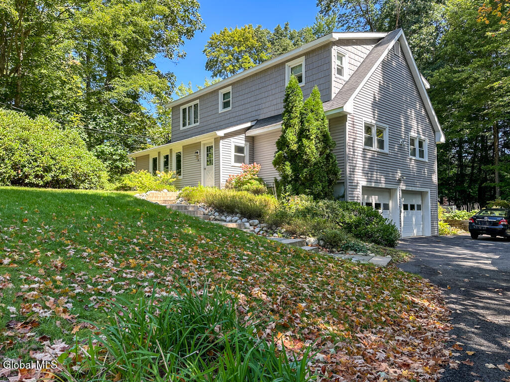 16 Summit Drive — photo