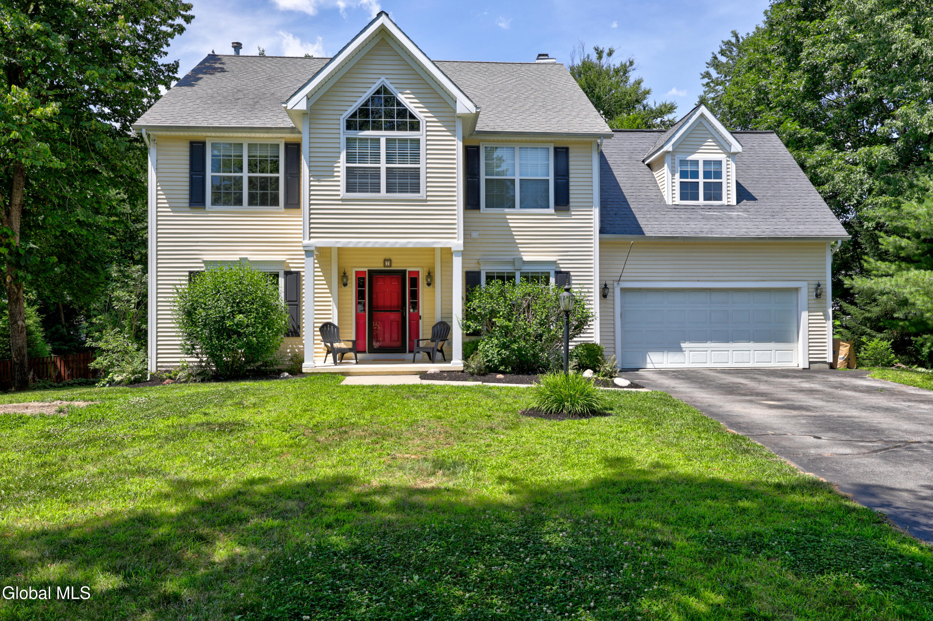 7 Emerald Lane — photo